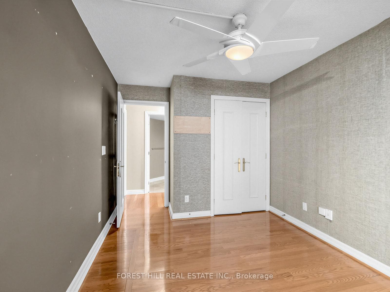 2727 Yonge Street Unit 412 photo 19
