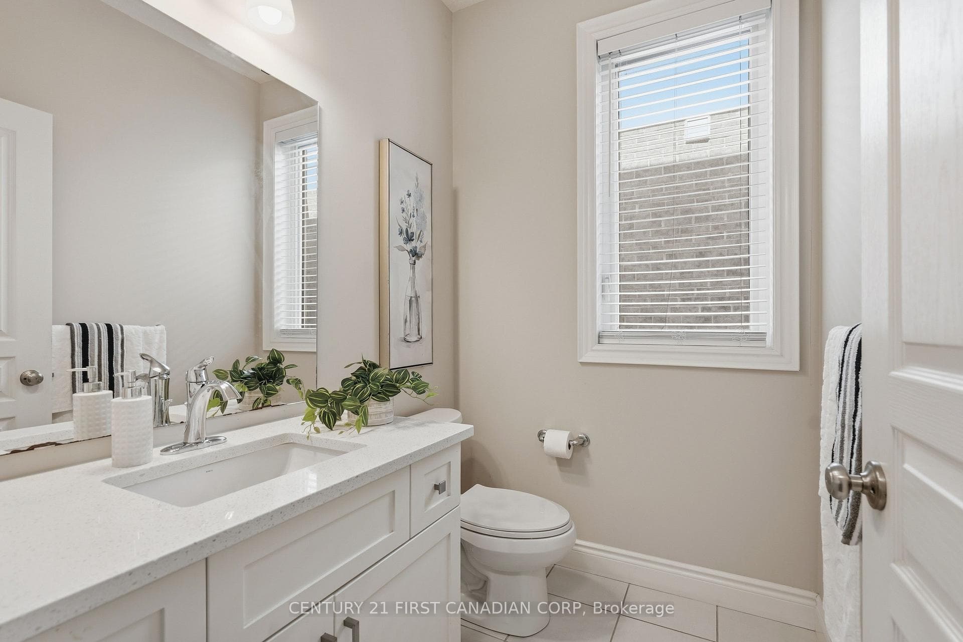 2608 Holbrook Drive photo 18