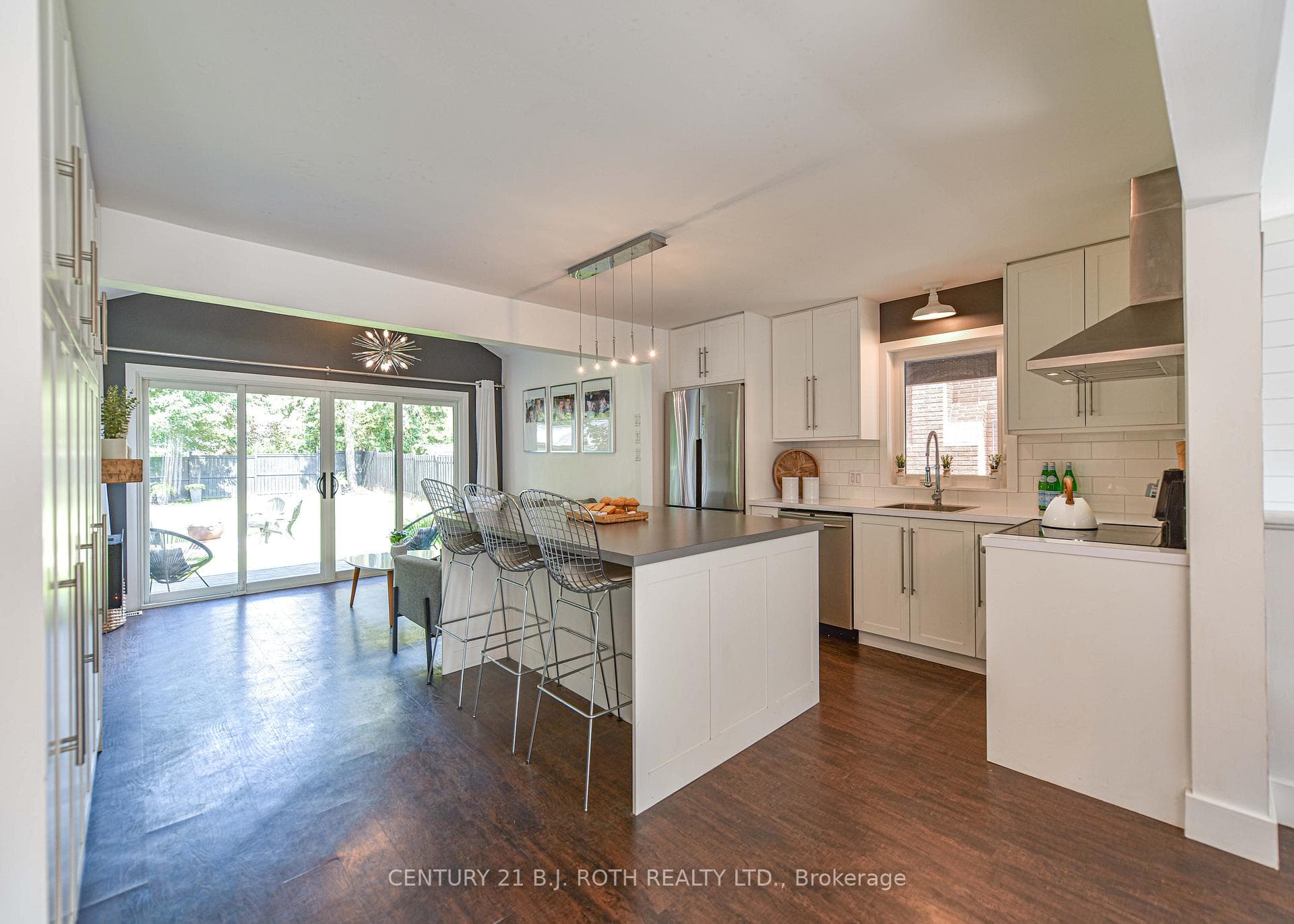 Open plan main floor