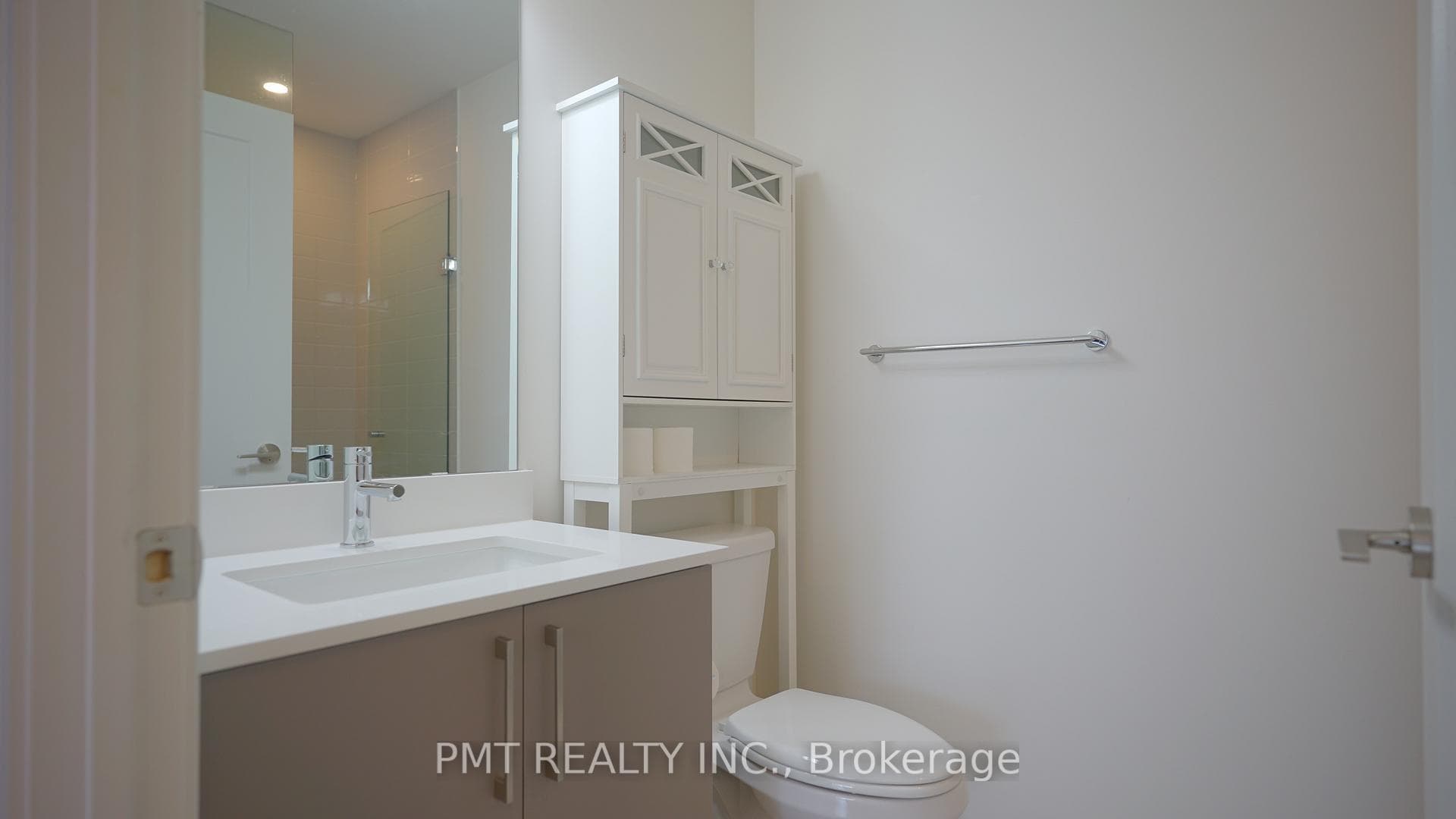 27 Bathurst Street Unit 1712 photo 20