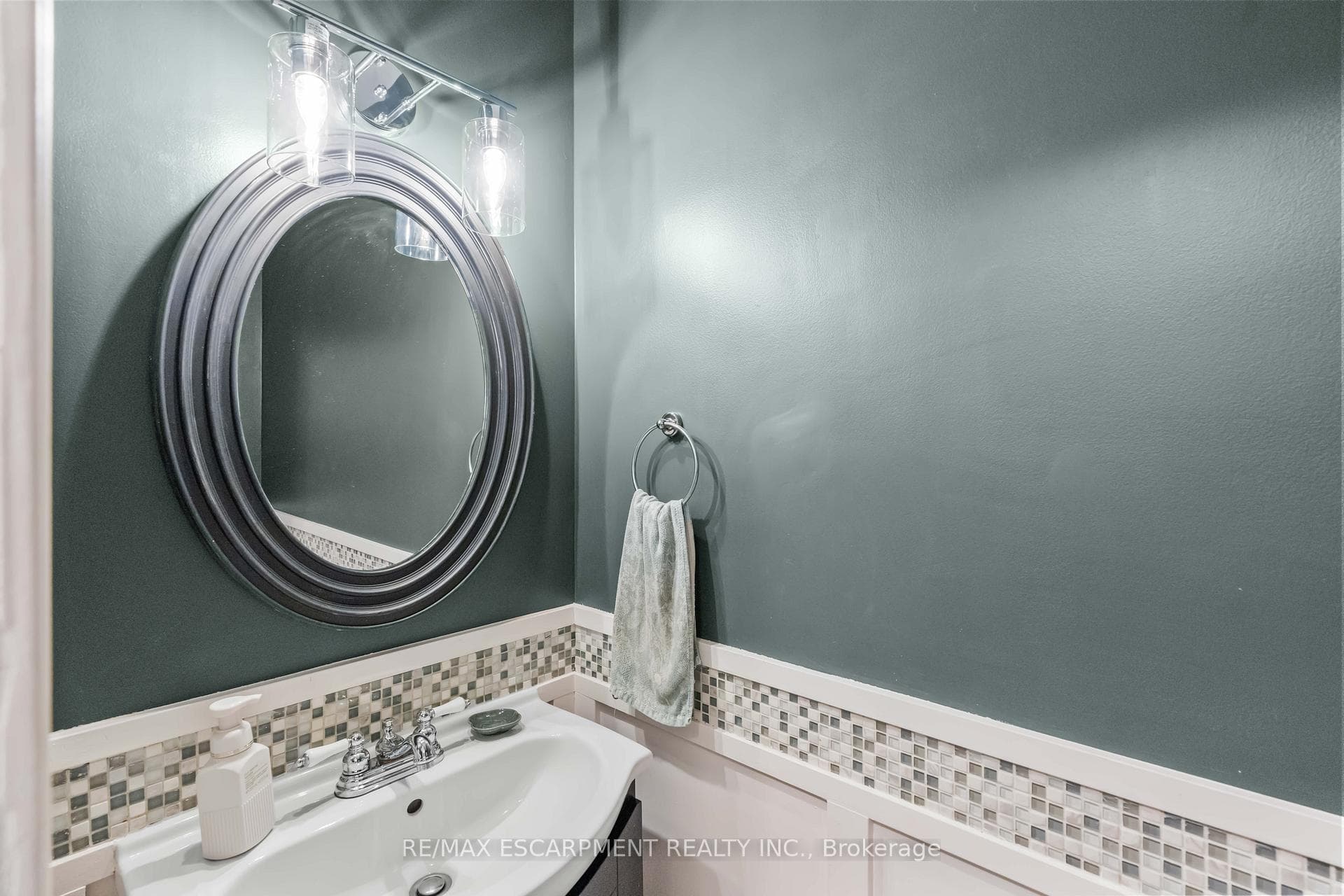 145 Ironwood Road photo 15