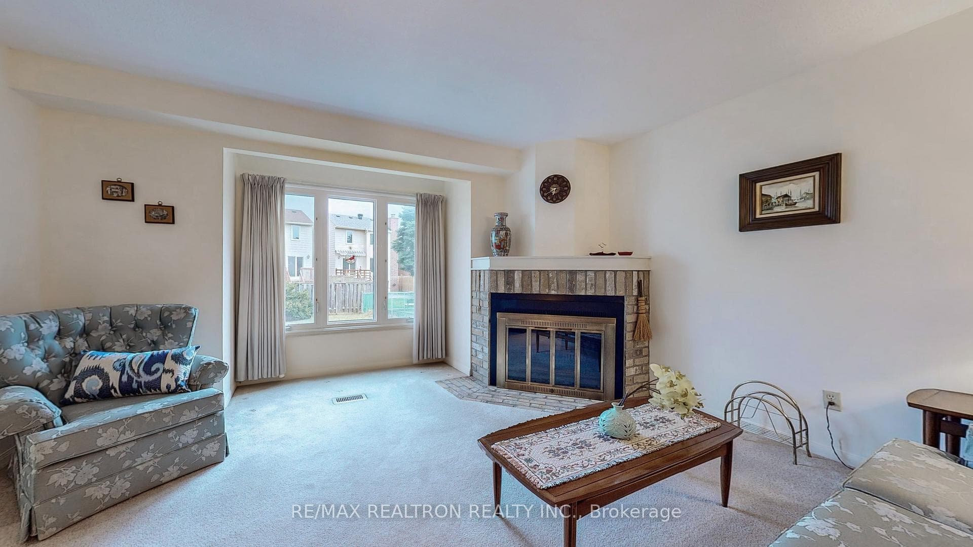 142 Wintermute Boulevard photo 6