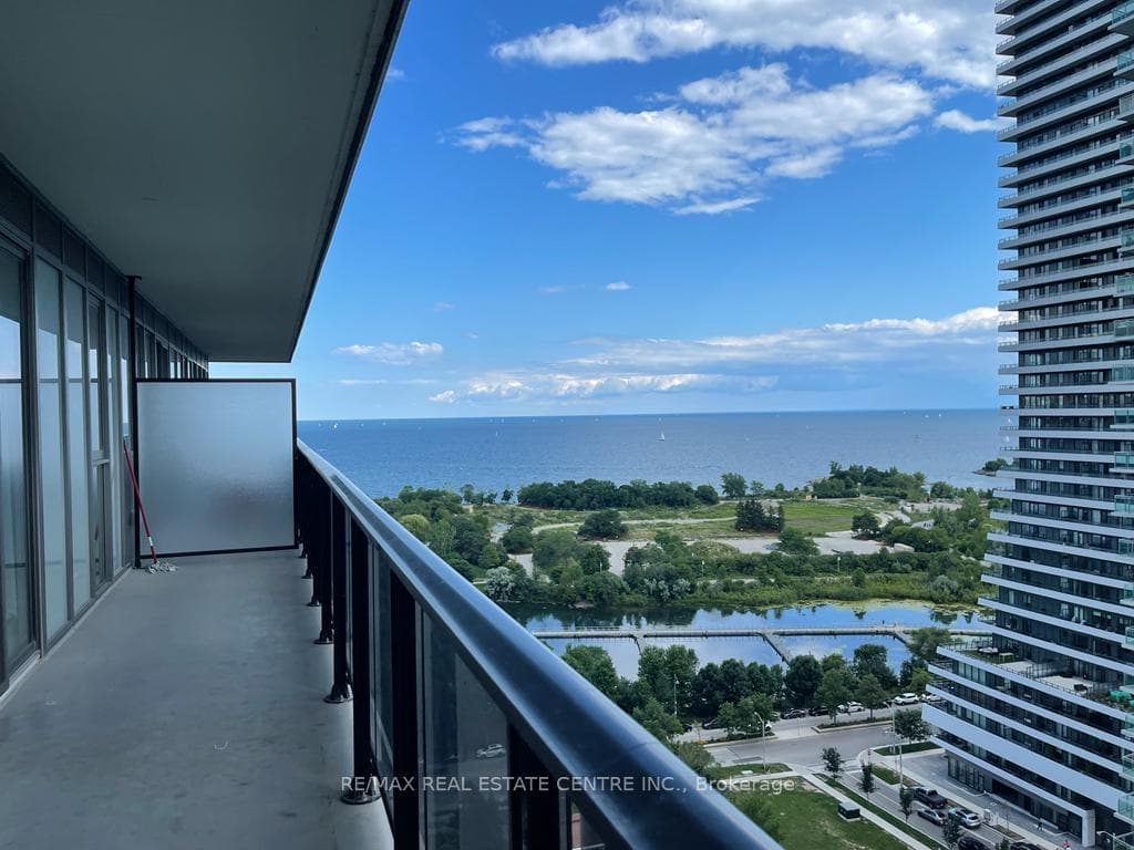 70 Annie Craig Drive Unit 1708 photo 11