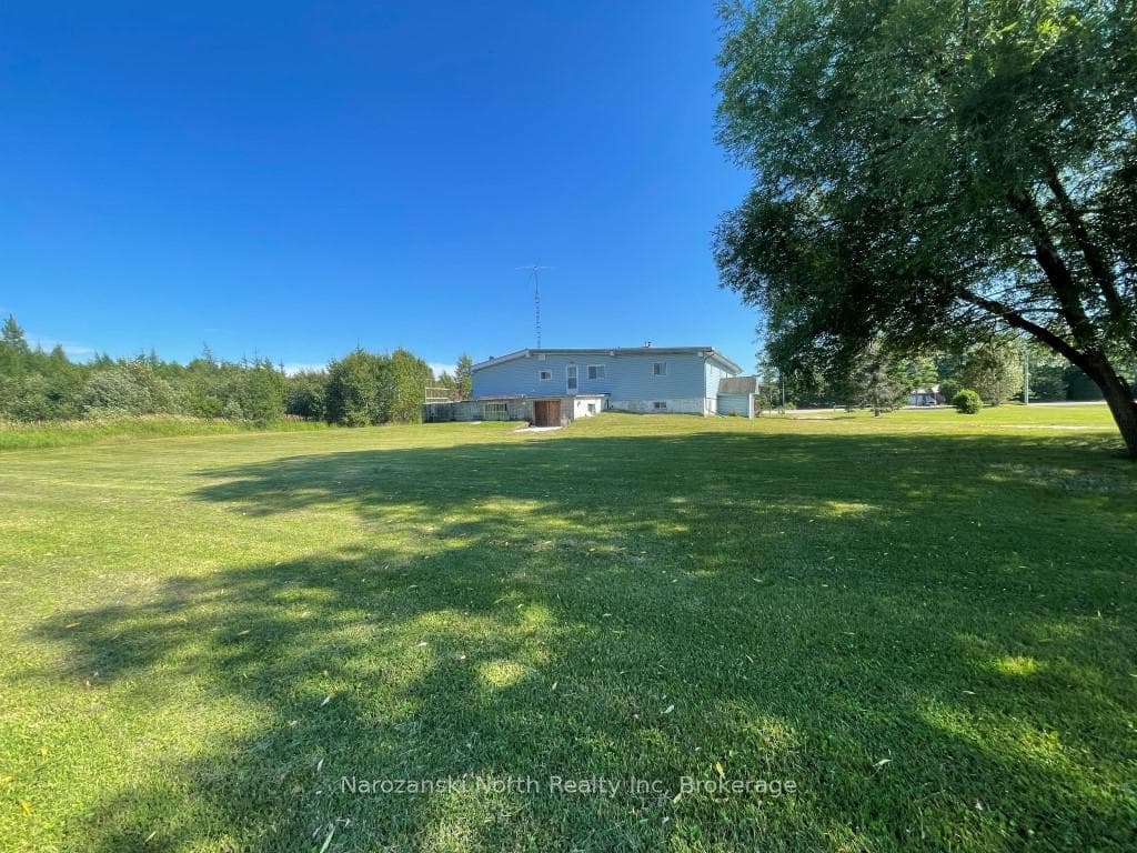 2855 64 Highway photo 2