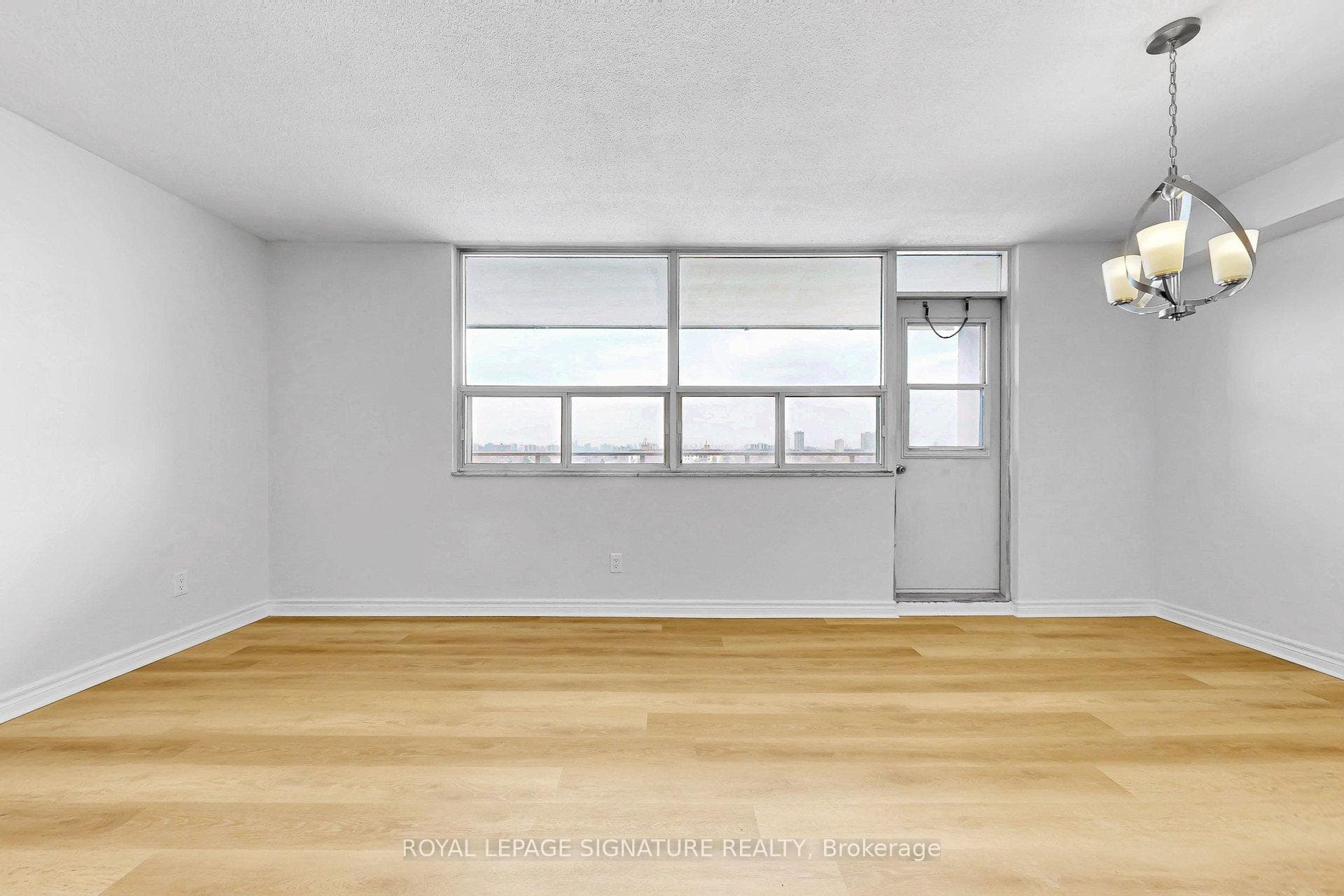 2550 Pharmacy Avenue Unit 703 photo 14
