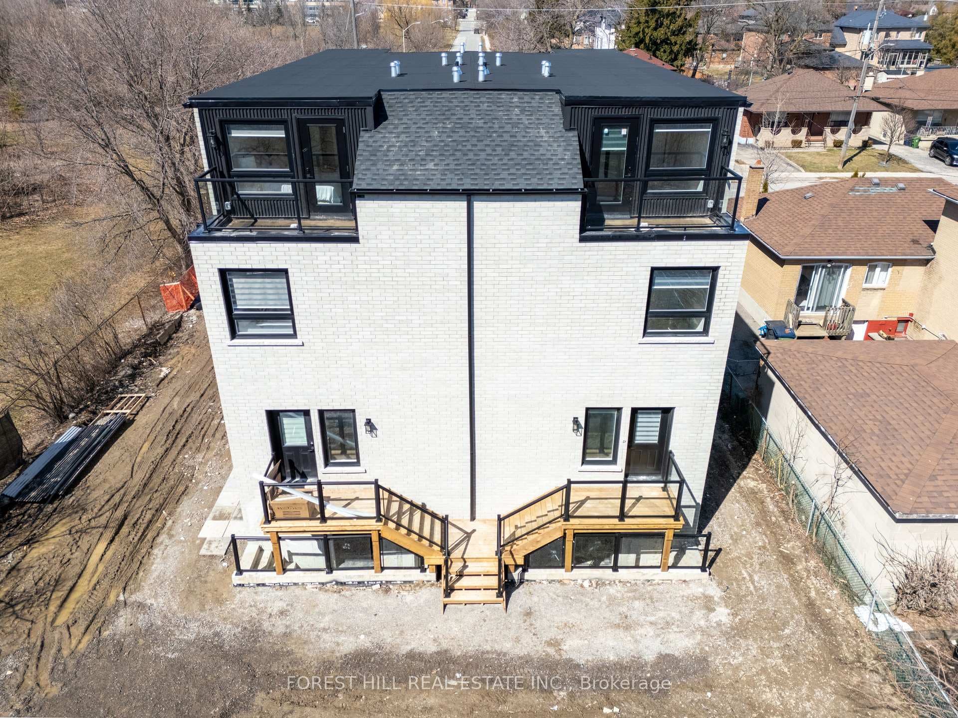 4 Southwell Drive Unit A photo 2