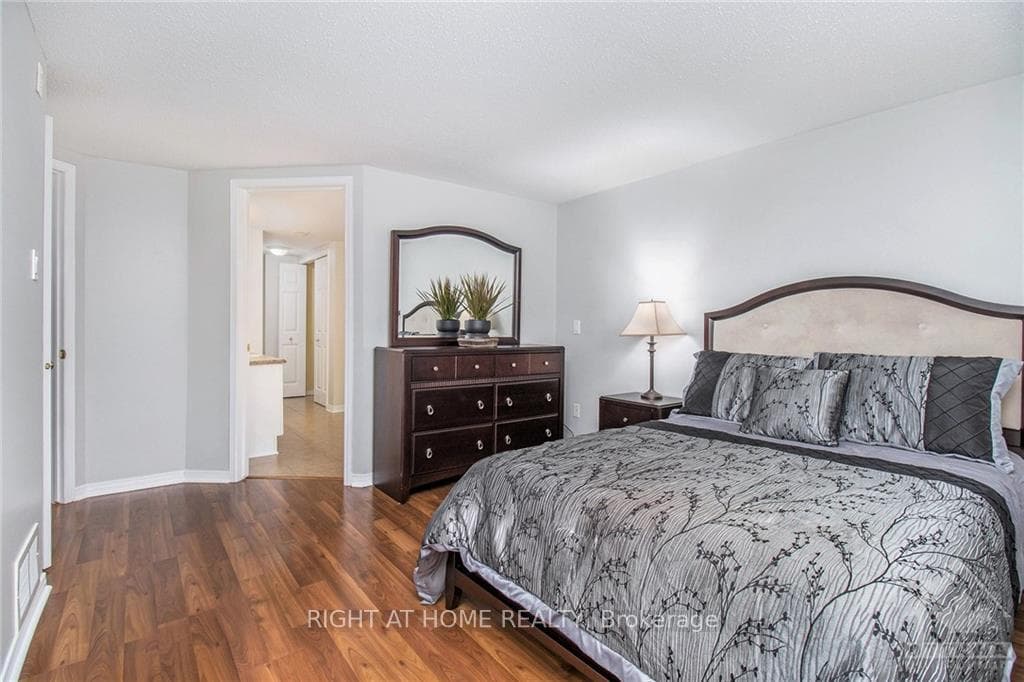 2086 VALIN Street Unit 1 photo 15