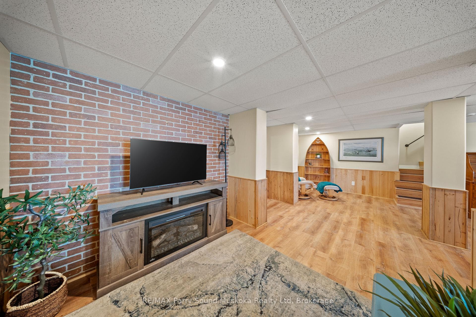 Walkout living space