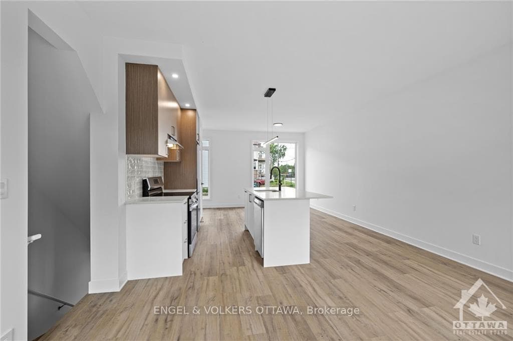 1258 MARENGER Street Unit D photo 10