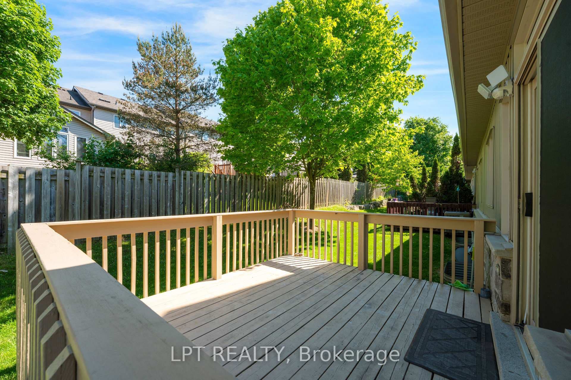 795 Laurelwood Drive Unit 13 photo 38