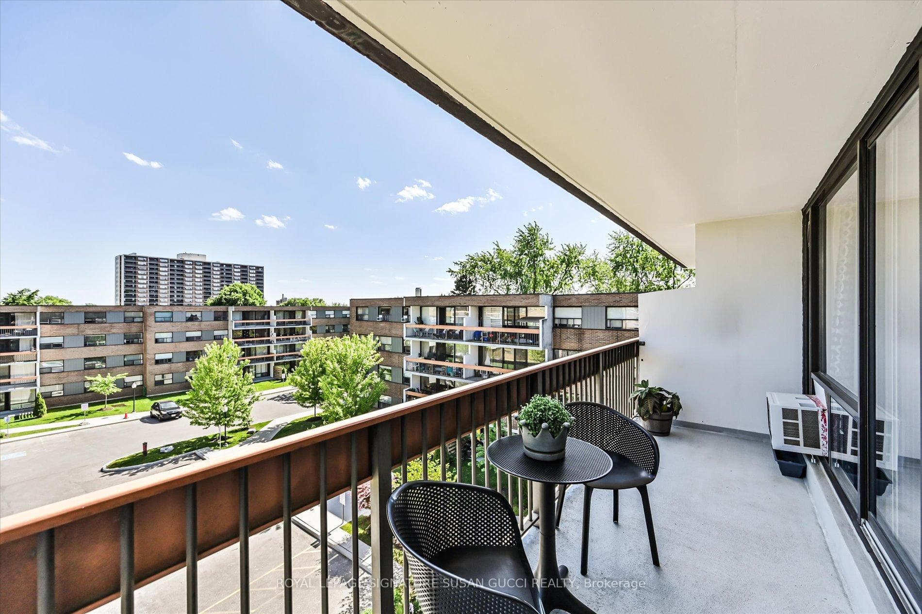 1815 O'Connor Drive Unit 411 photo 27