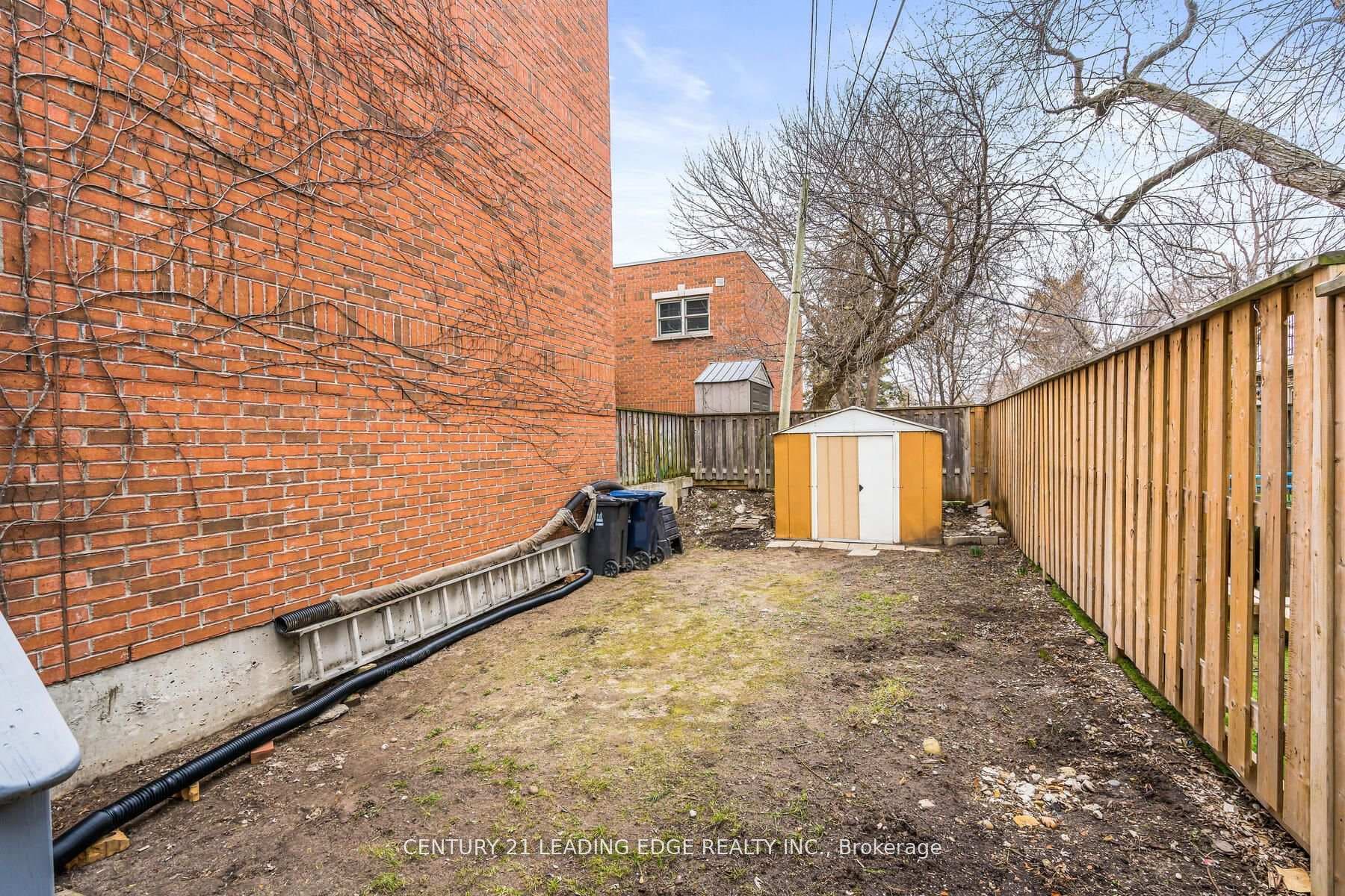 946 Kingston Road Unit Upper photo 34