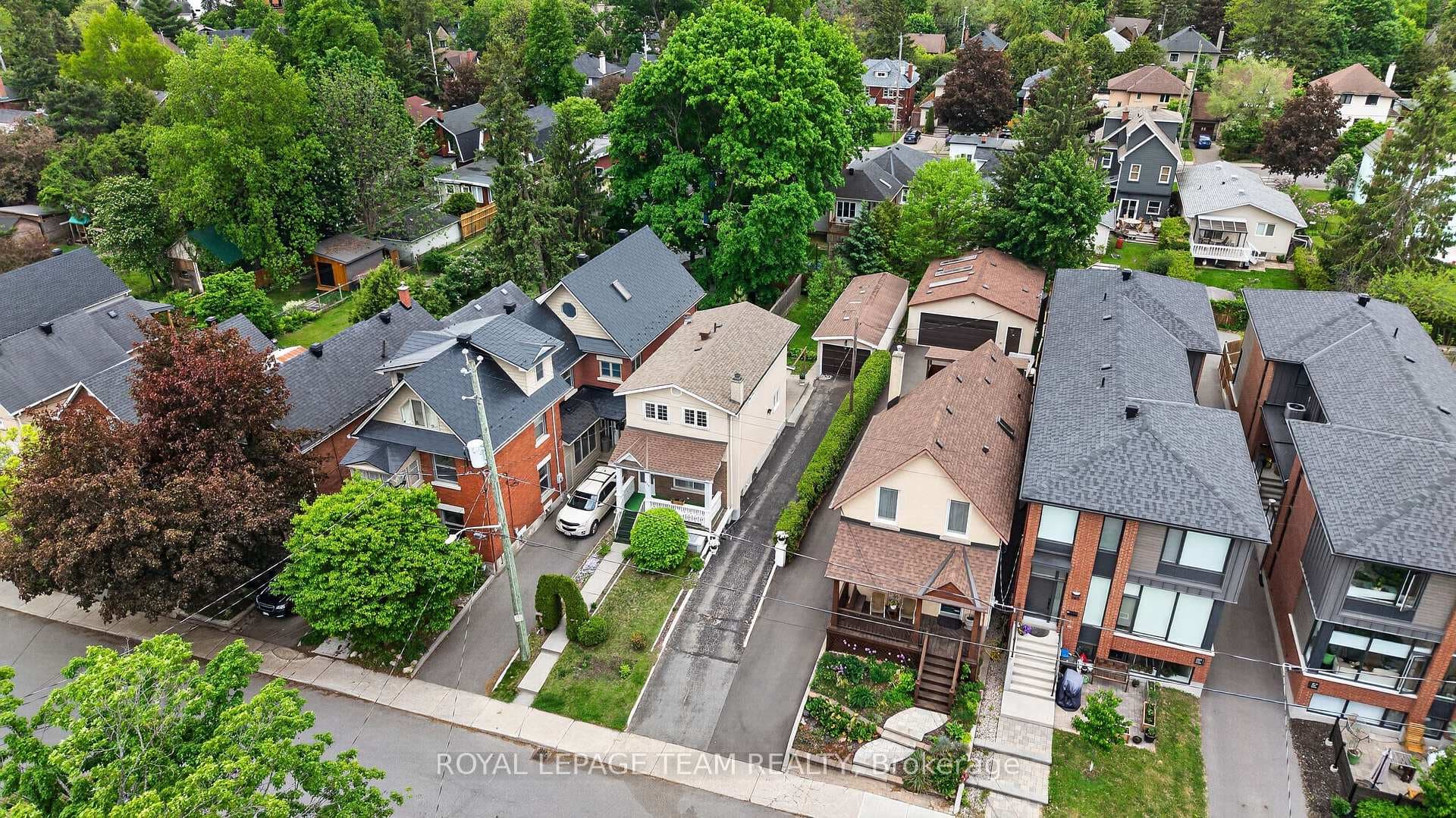 274 Breezehill Avenue photo 42