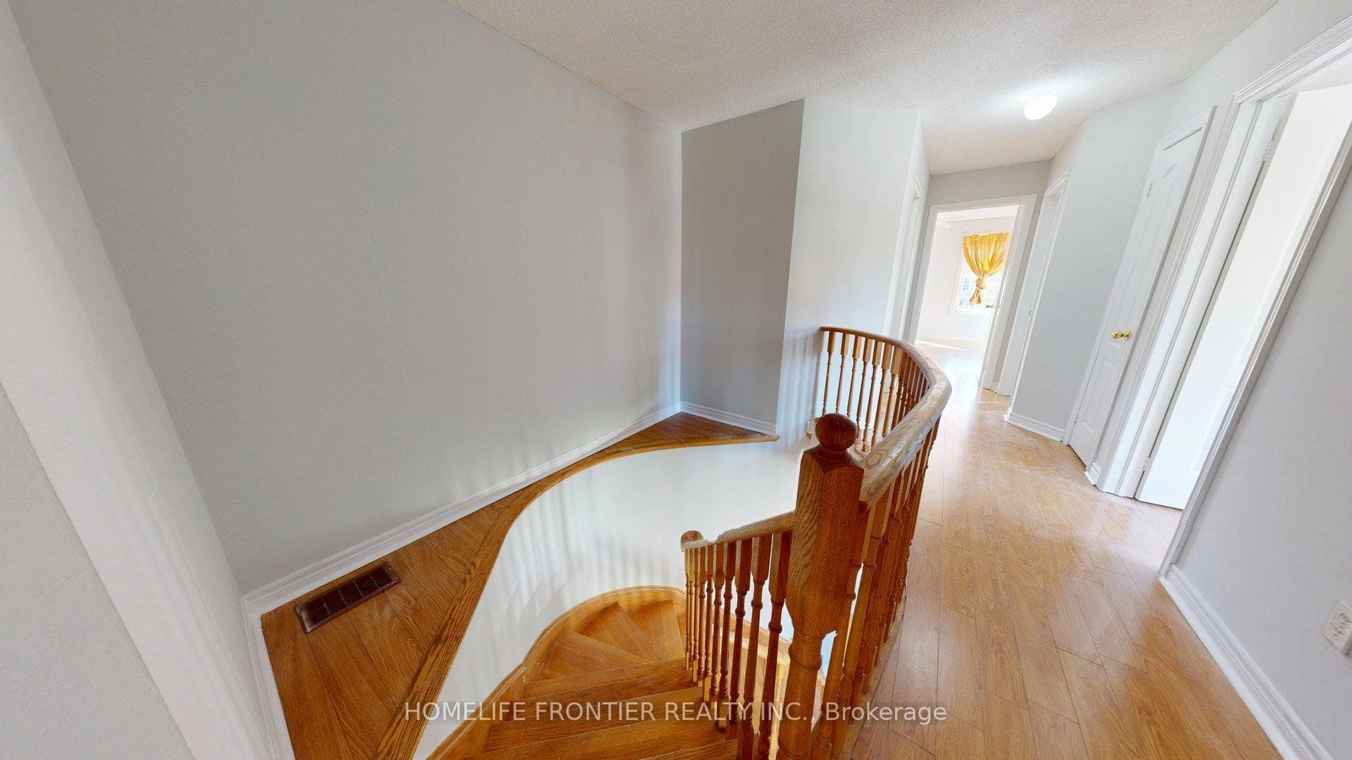 25 Rocky Point Crescent photo 9