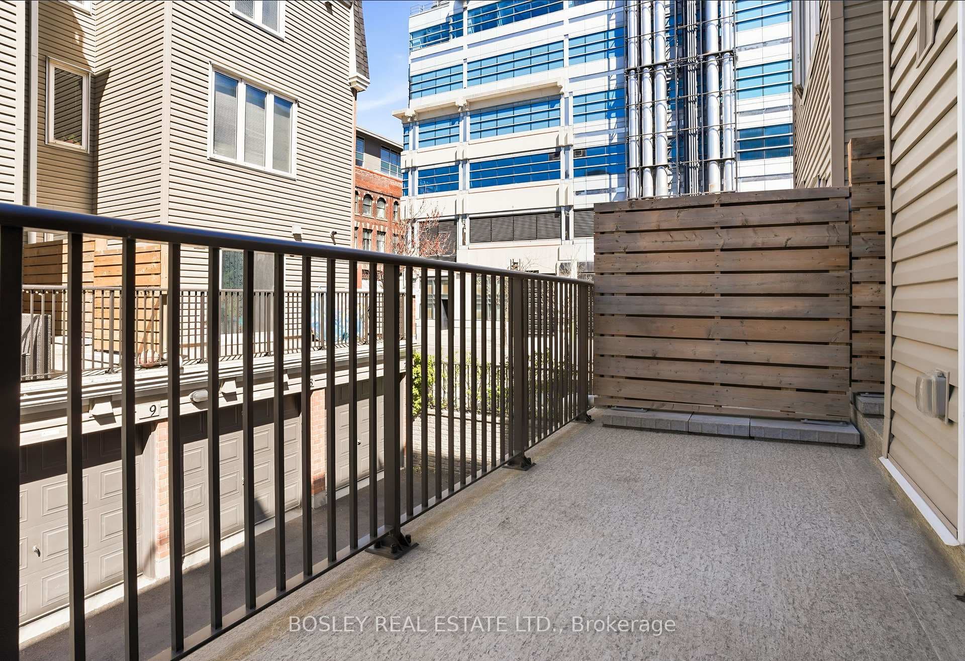 100 Strachan Avenue Unit 606 photo 27