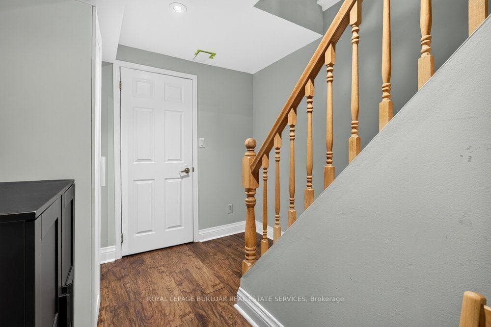 2354 Marine Drive photo 34