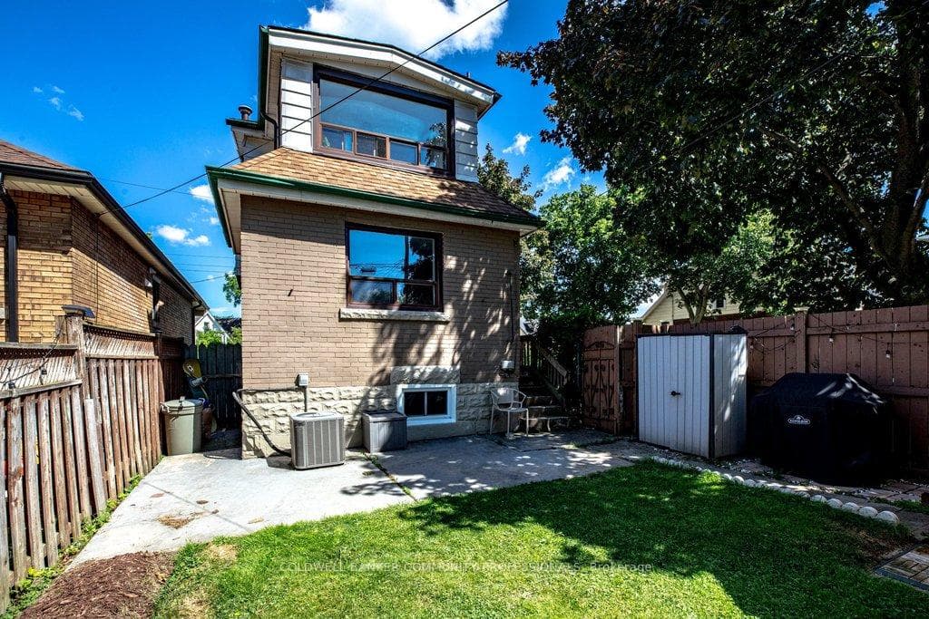 152 London Street photo 44