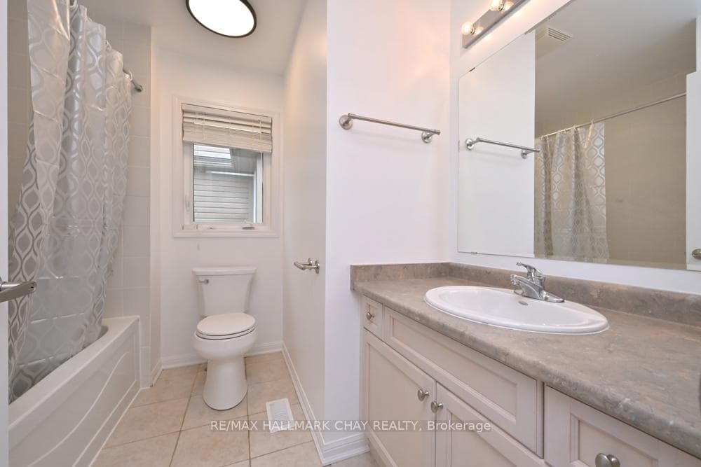 73 Kidd Crescent photo 20