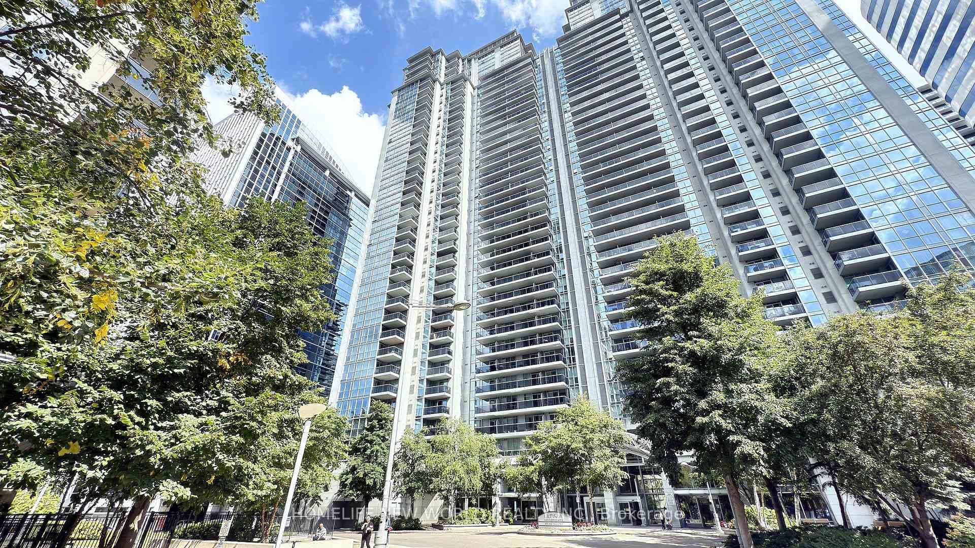 4978 Yonge Street Unit 1209 photo 2