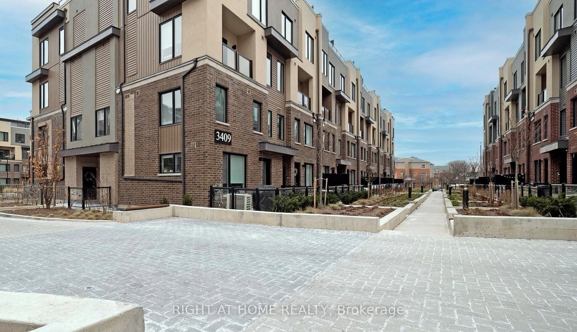 3409 Ridgeway Drive Unit 31 photo 23