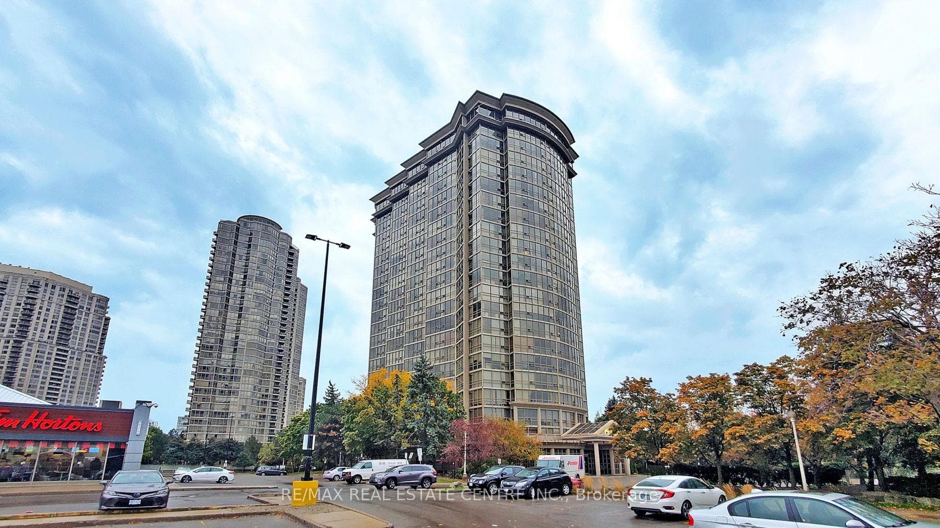 50 Eglinton Avenue Unit 1001 photo 1