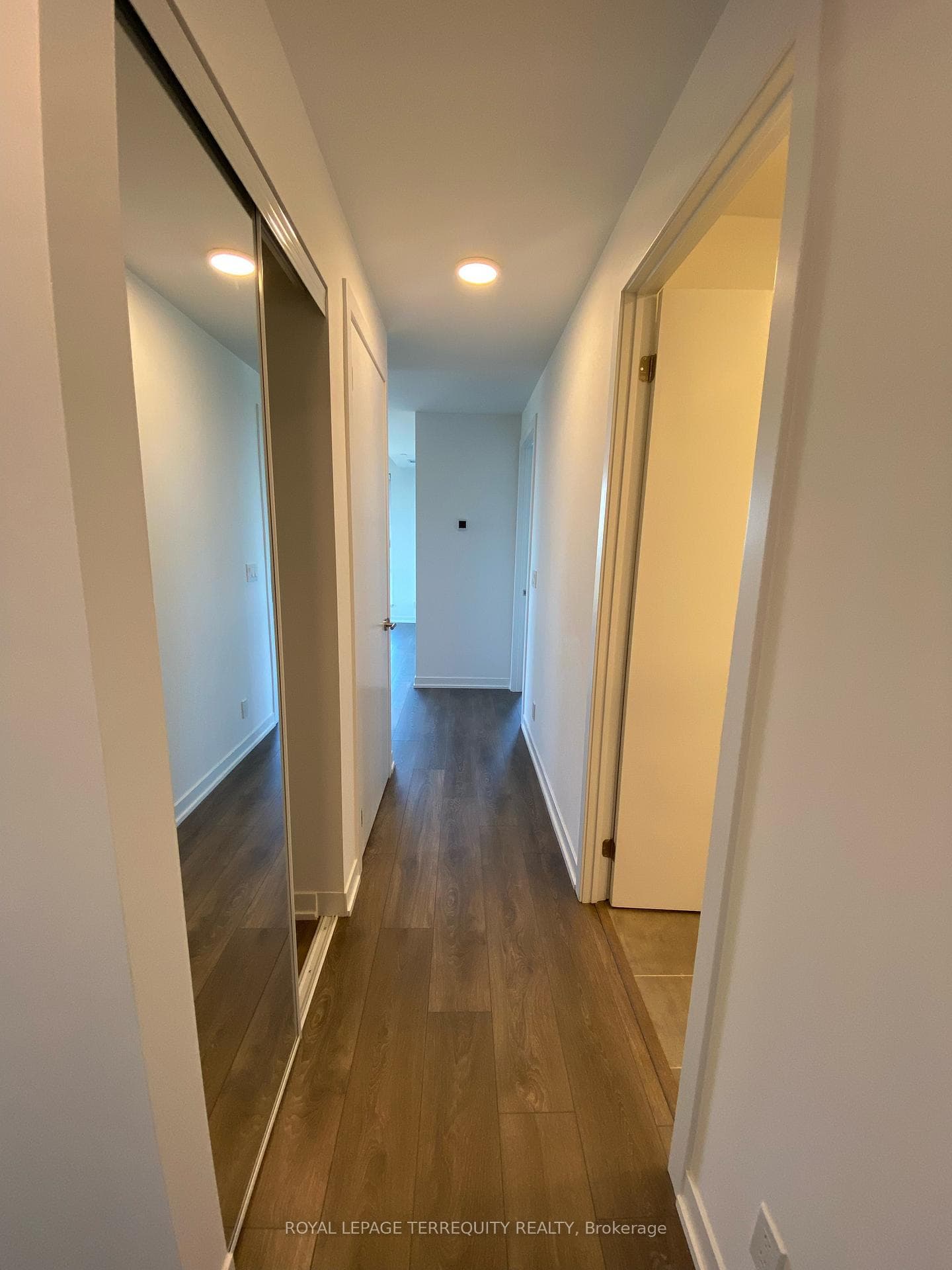 7950 Bathurst Street Unit 2404 photo 5