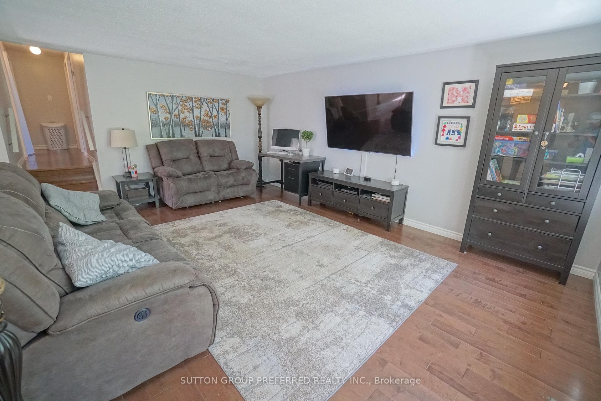 19 St Lawrence Boulevard photo 9