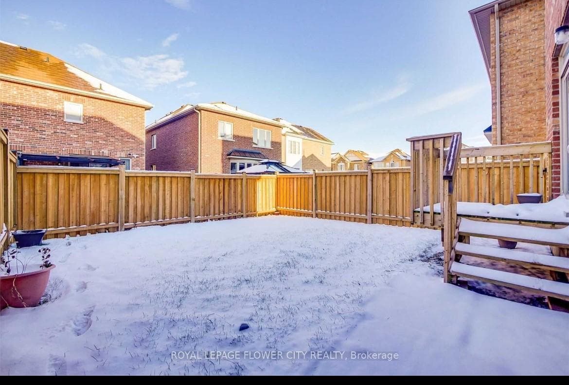 49 Truro Circle photo 27