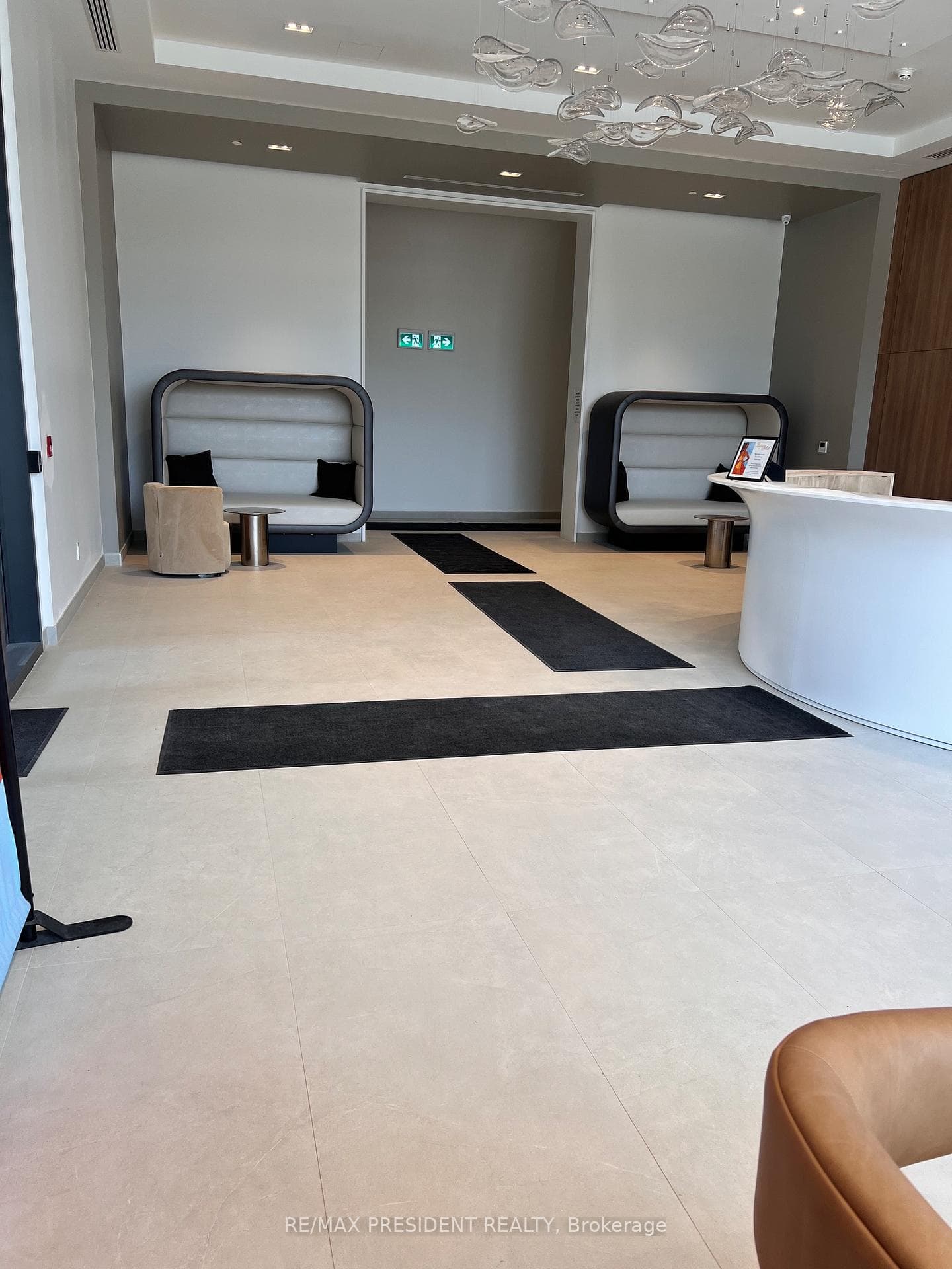 2075 Lakeshore Road Unit 1409 photo 21