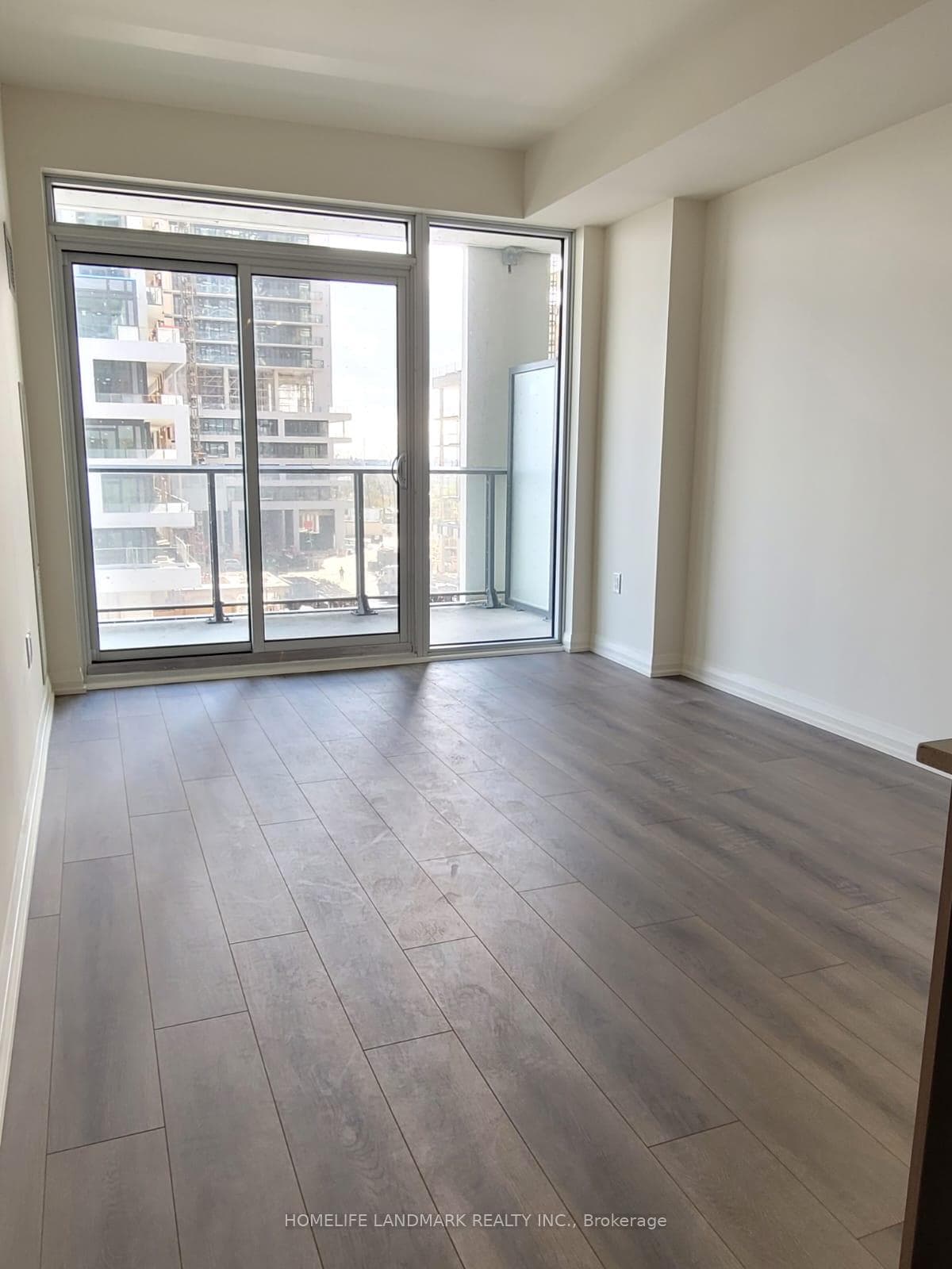9000 Jane Street Unit 404 photo 8