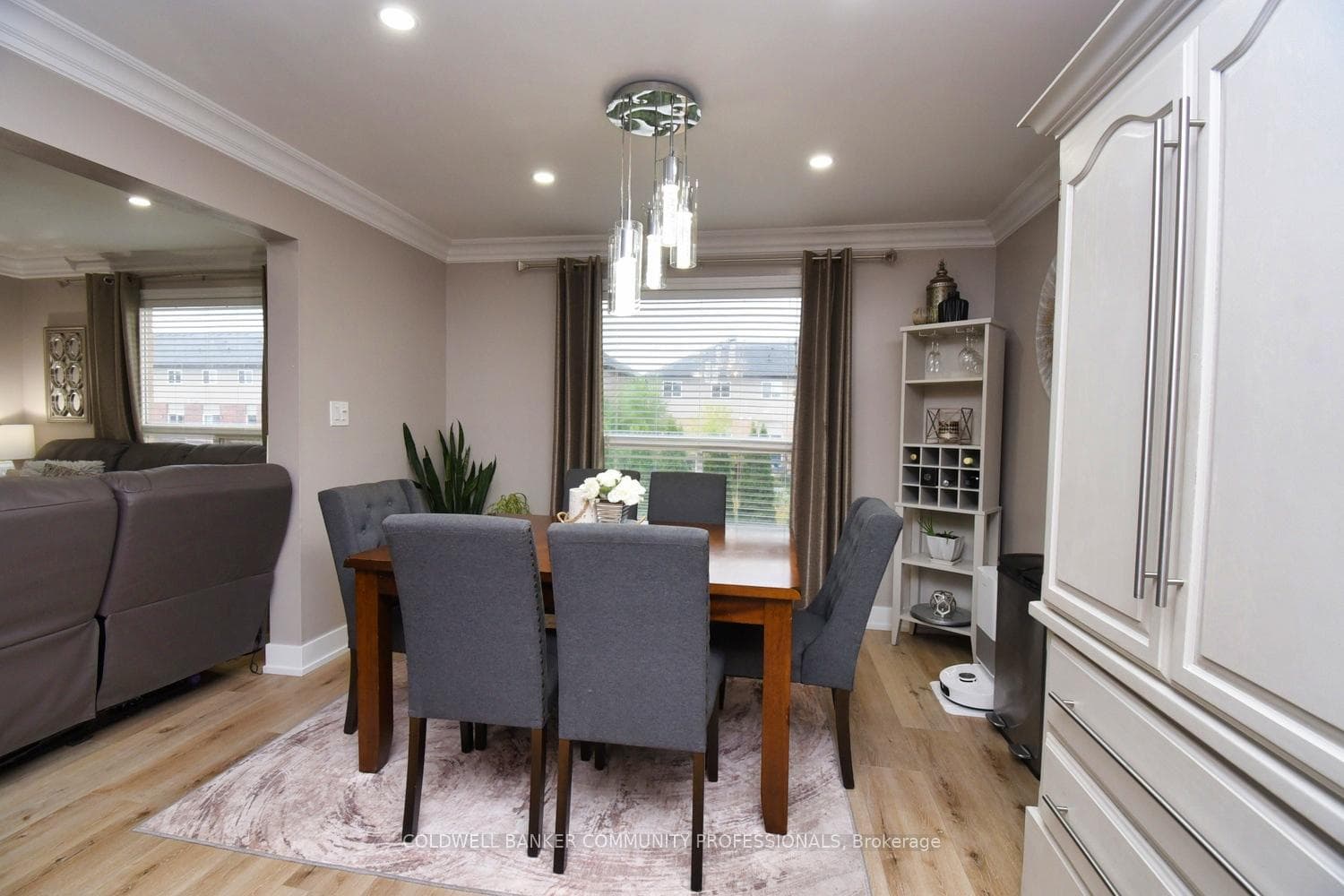 159 Thames Way photo 16