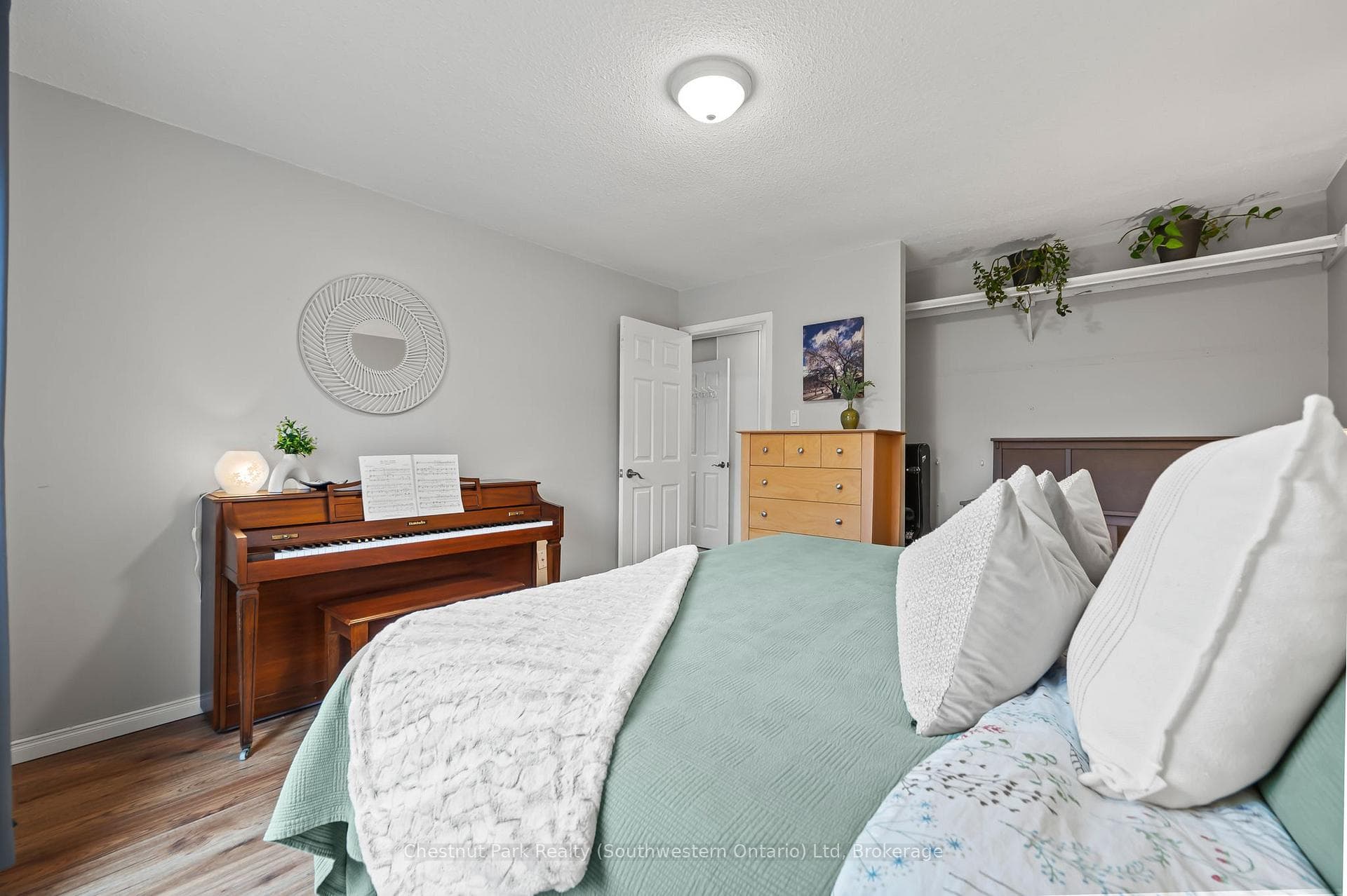 235 Auden Road photo 21