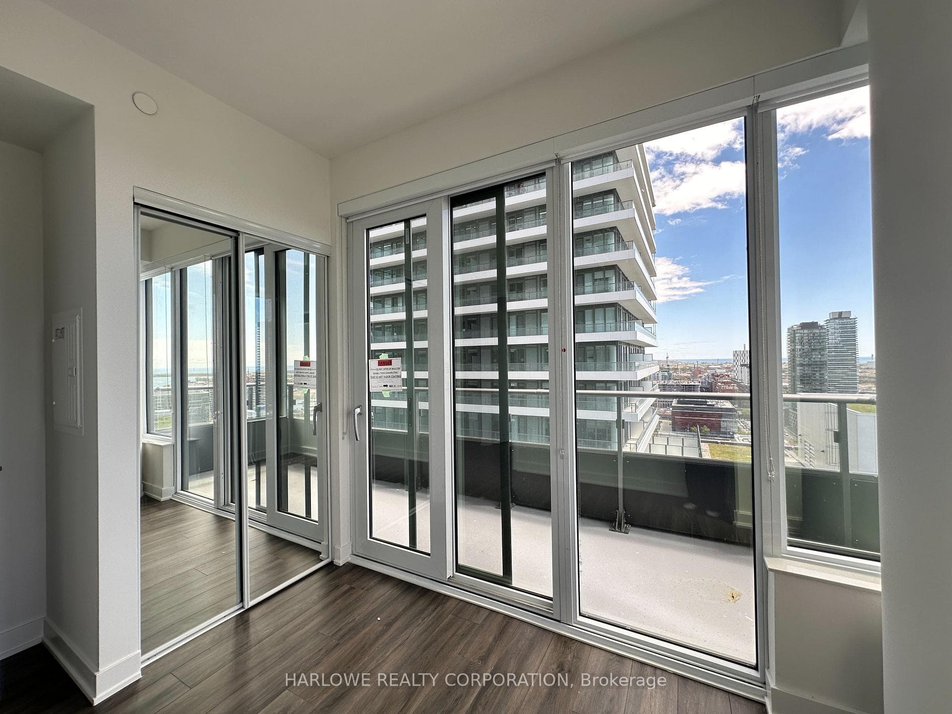 135 Lower Sherbourne Street Unit 2325 W photo 12