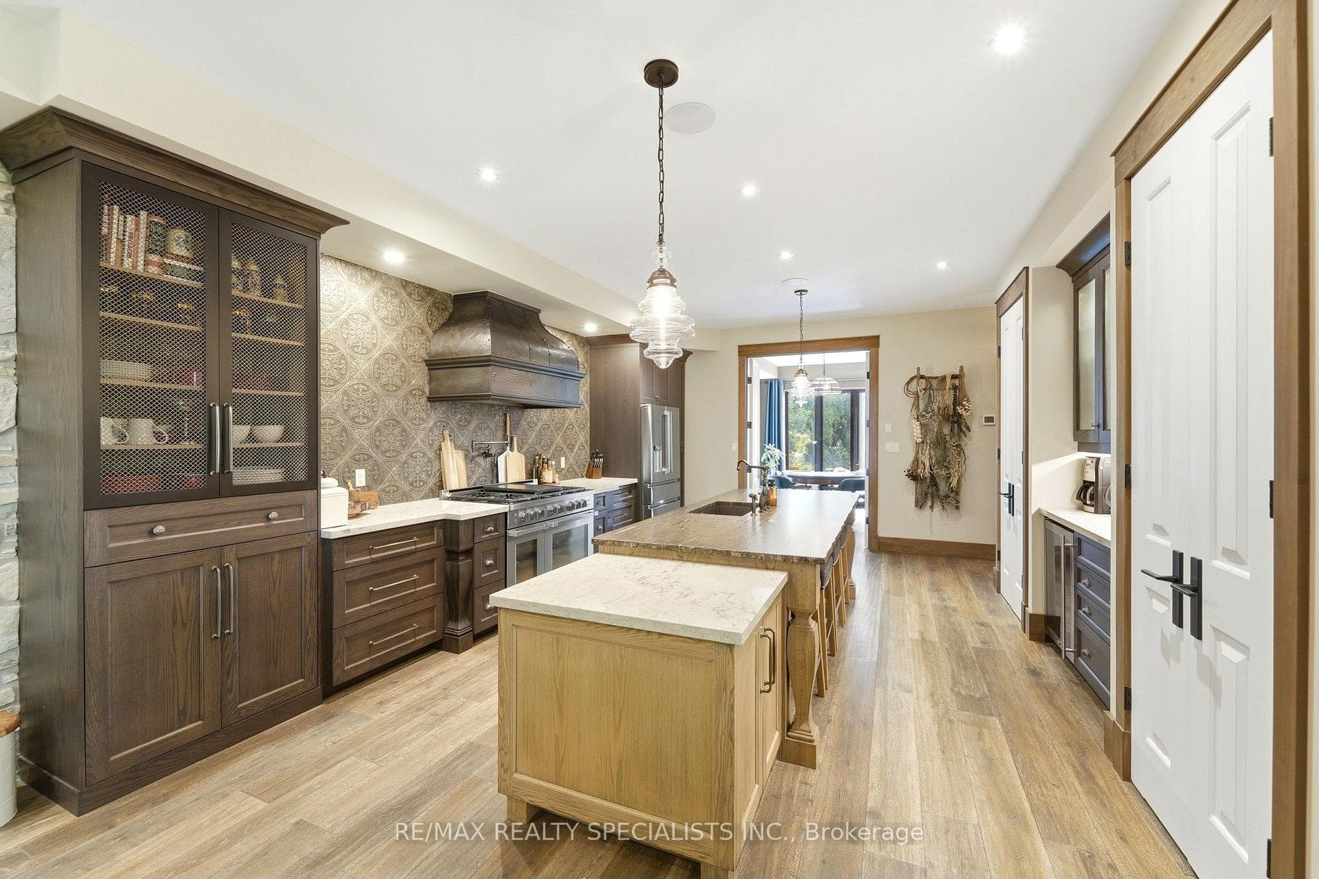 3713 Nineteenth Street photo 17