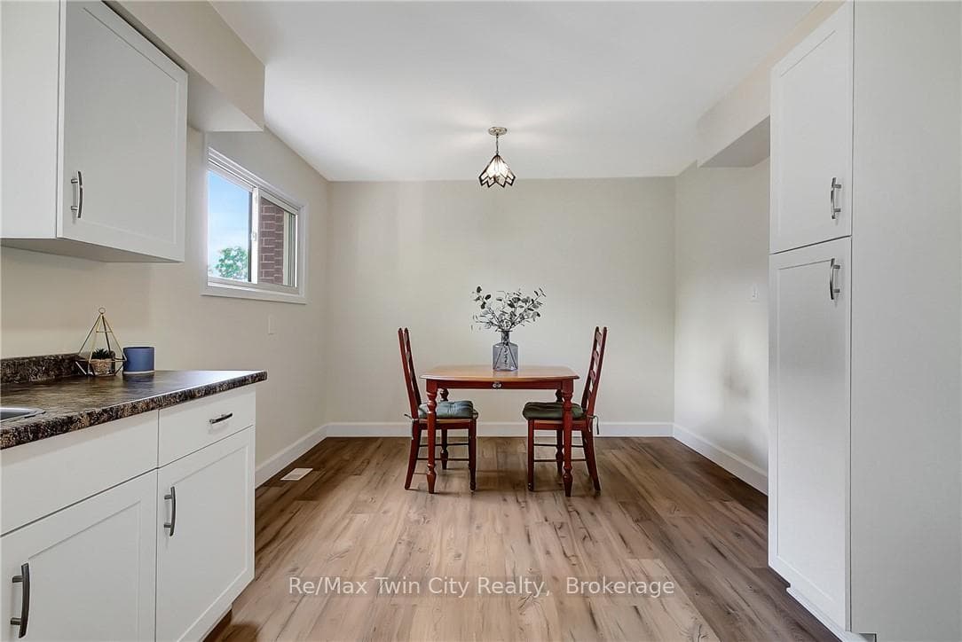 125 Third Avenue photo 9