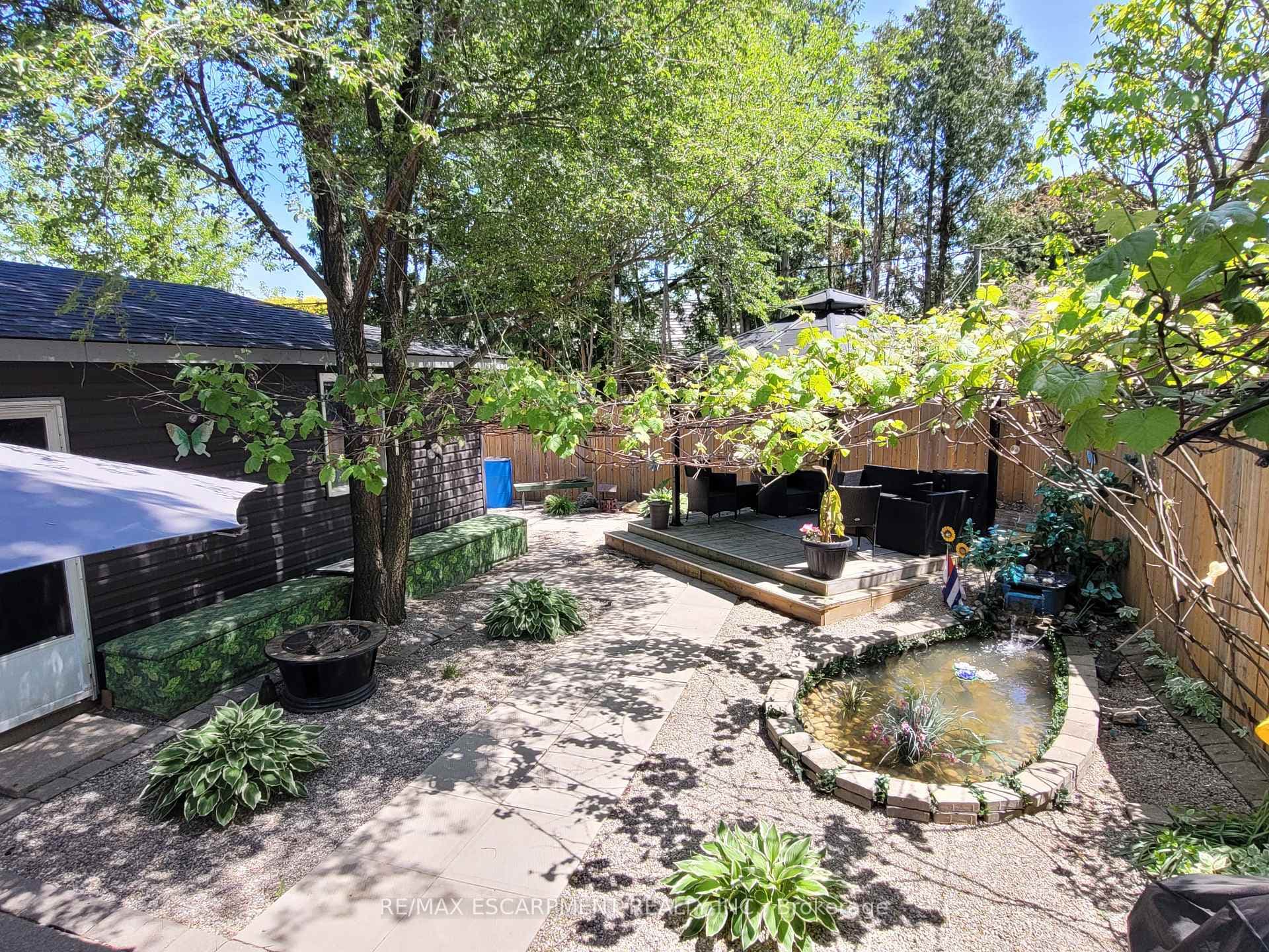 239 WEST 18TH Street photo 30