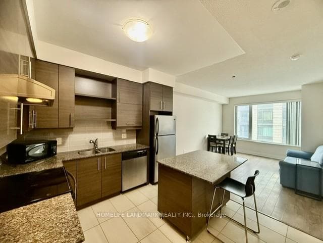 277 South Park Road Unit 917 photo 7