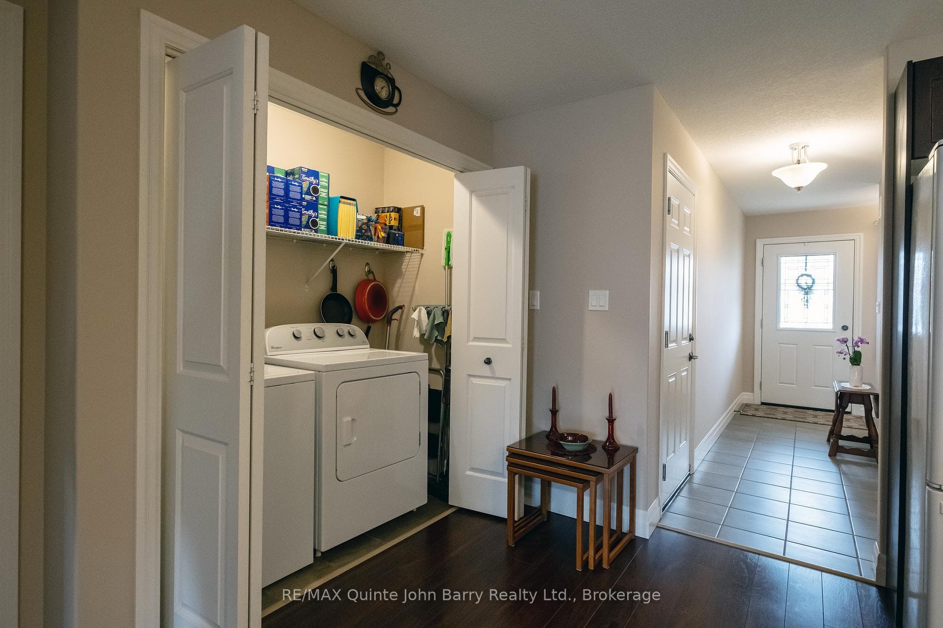 47 McIntosh Crescent photo 10