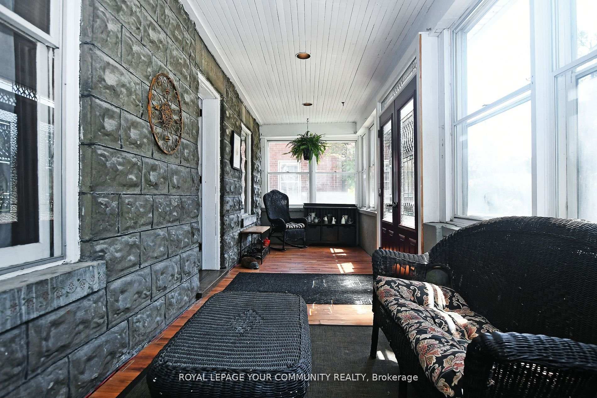 111 Edward Street photo 4