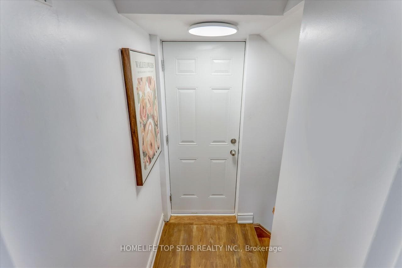121 Casabel Drive photo 20