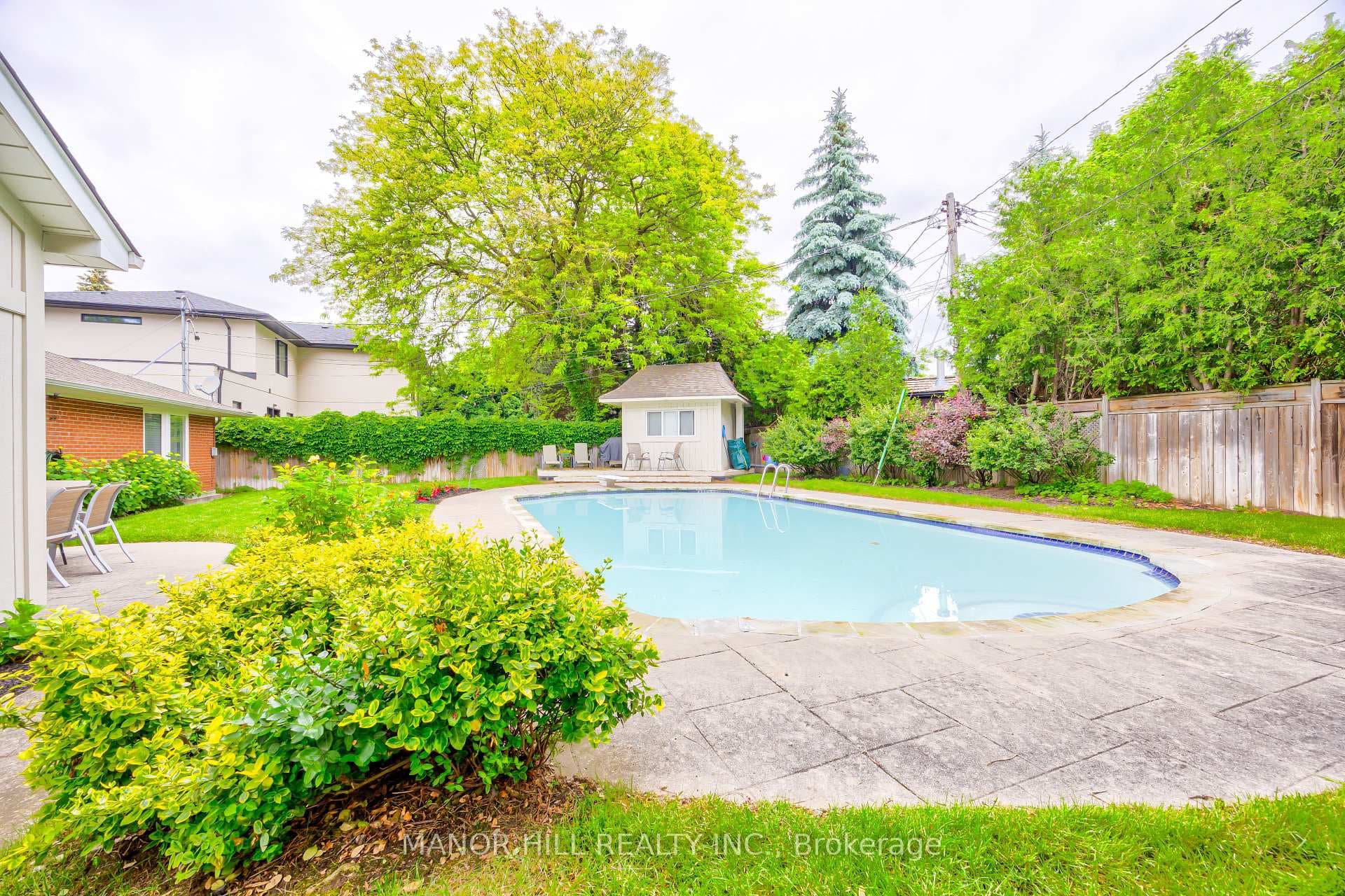 36 Blair Athol Crescent photo 37
