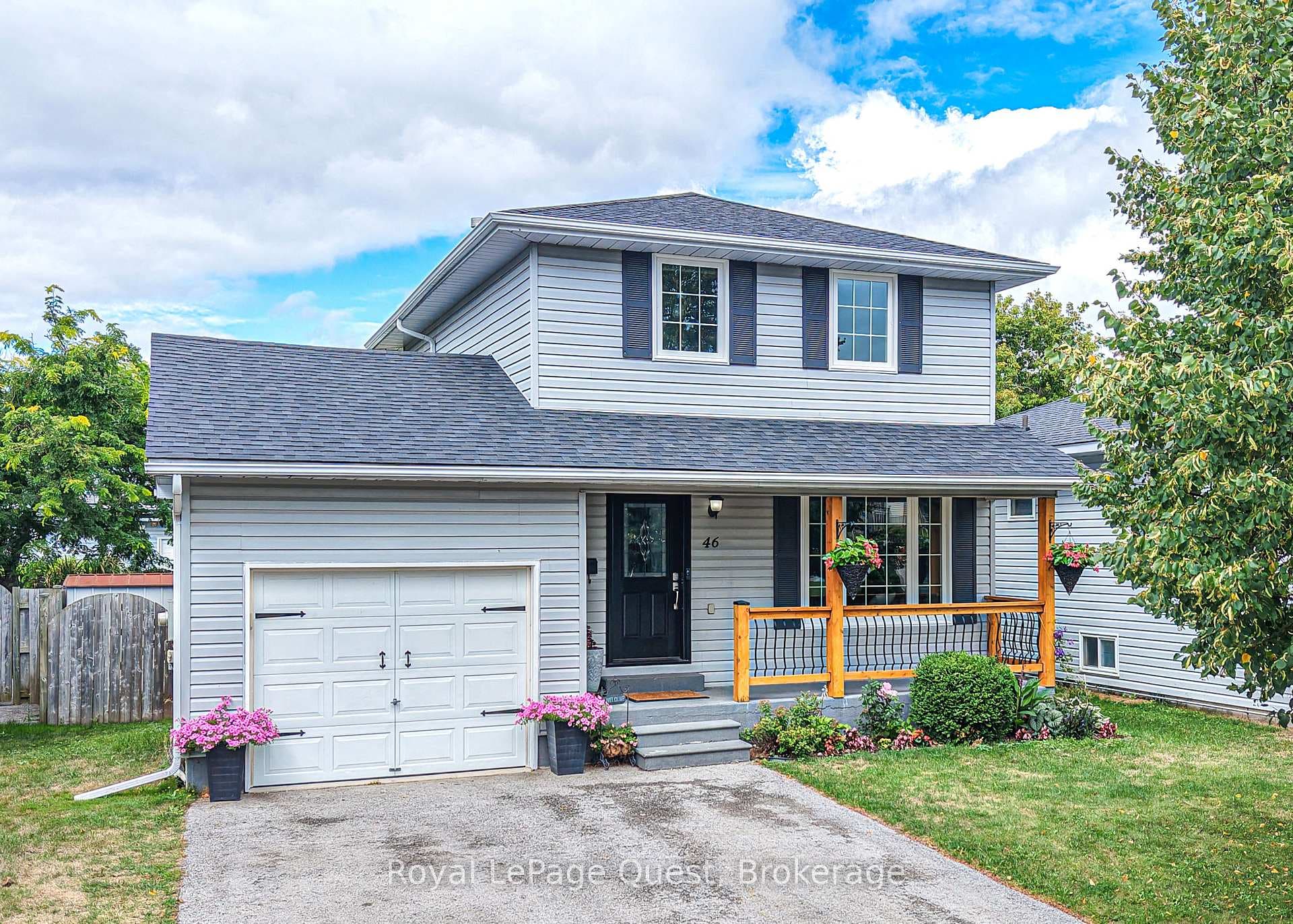 46 Courtney Crescent photo 1