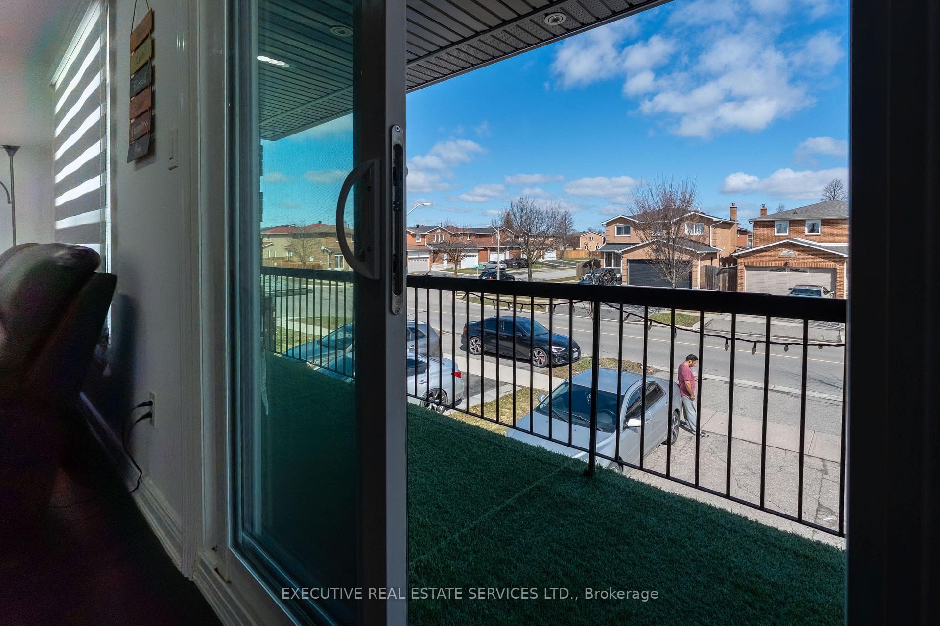 90 HINCHLEY WOOD Grove photo 30