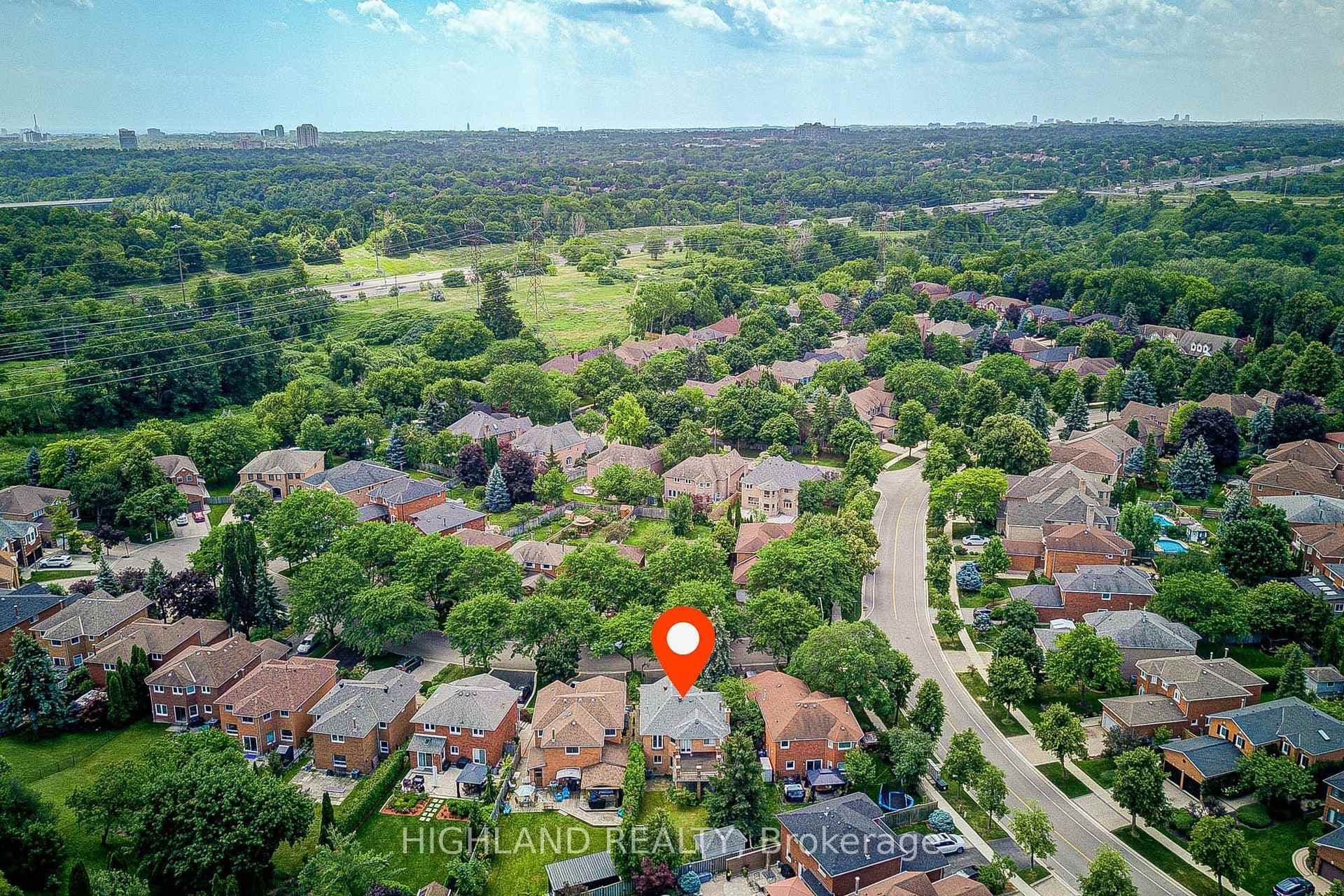 4369 Spinningdale Court photo 6