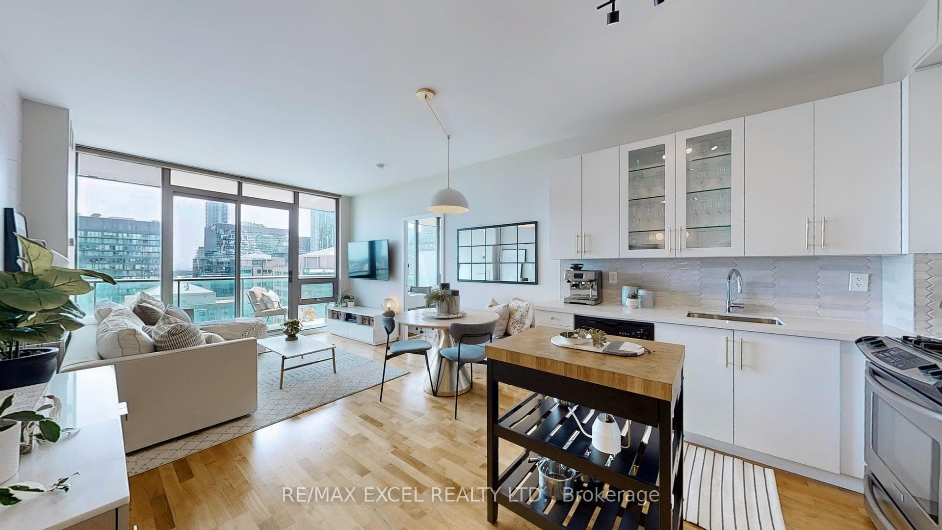 33 Lombard Street Unit 2008 photo 11