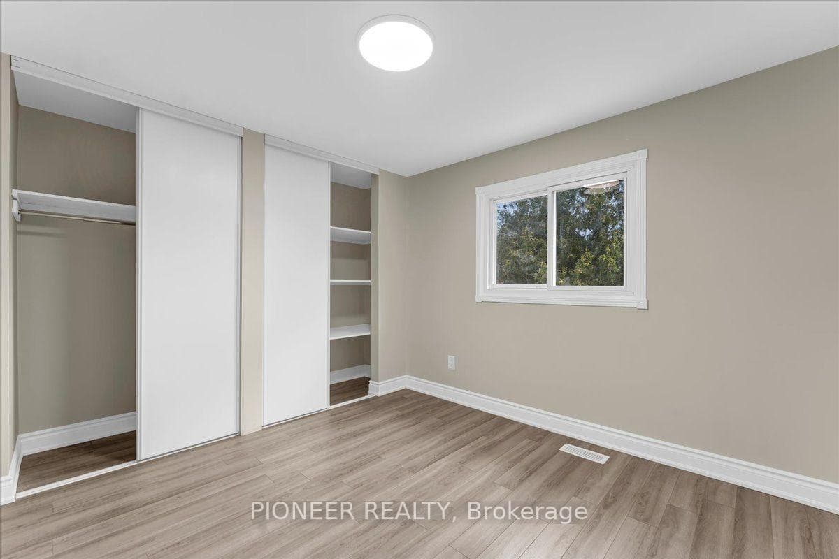 22 Wolverton Crescent photo 25
