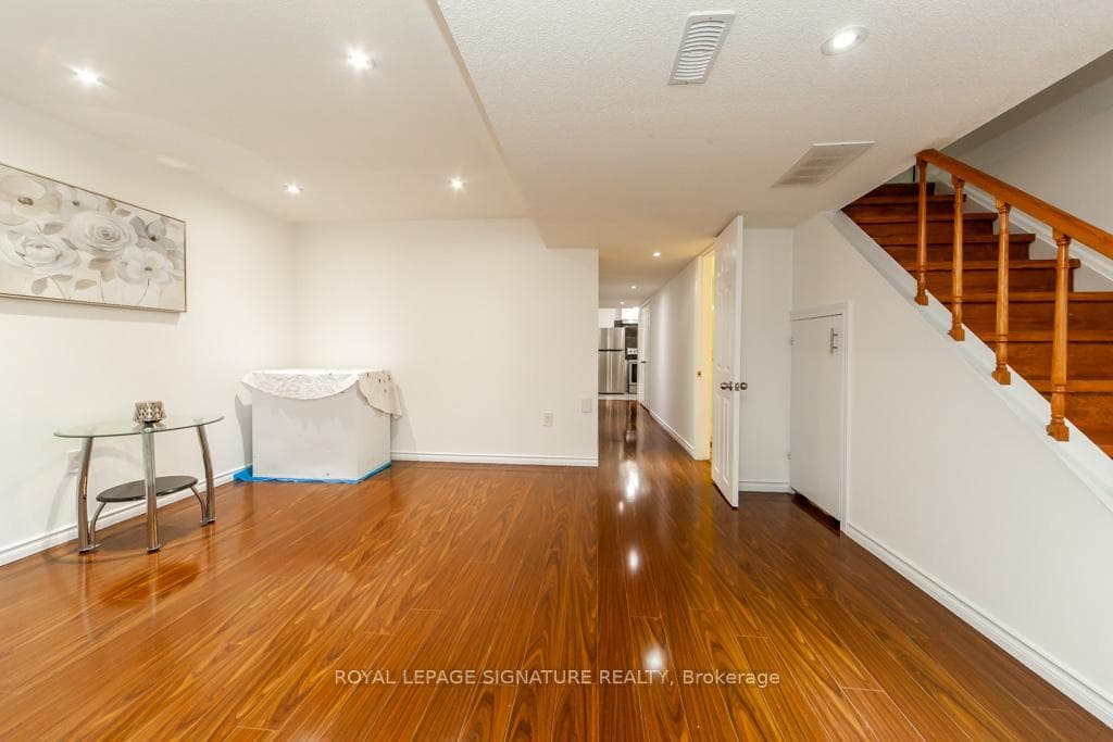 53 Epps Crescent photo 30