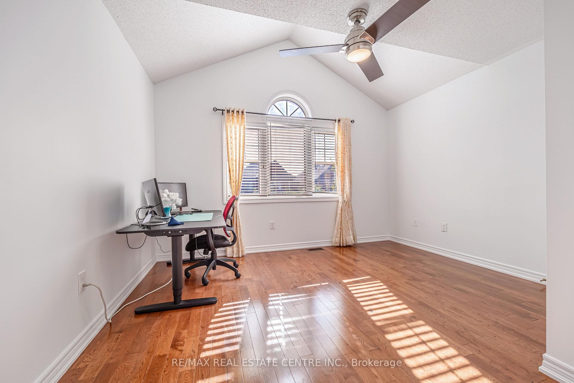 580 Duncan Lane photo 25