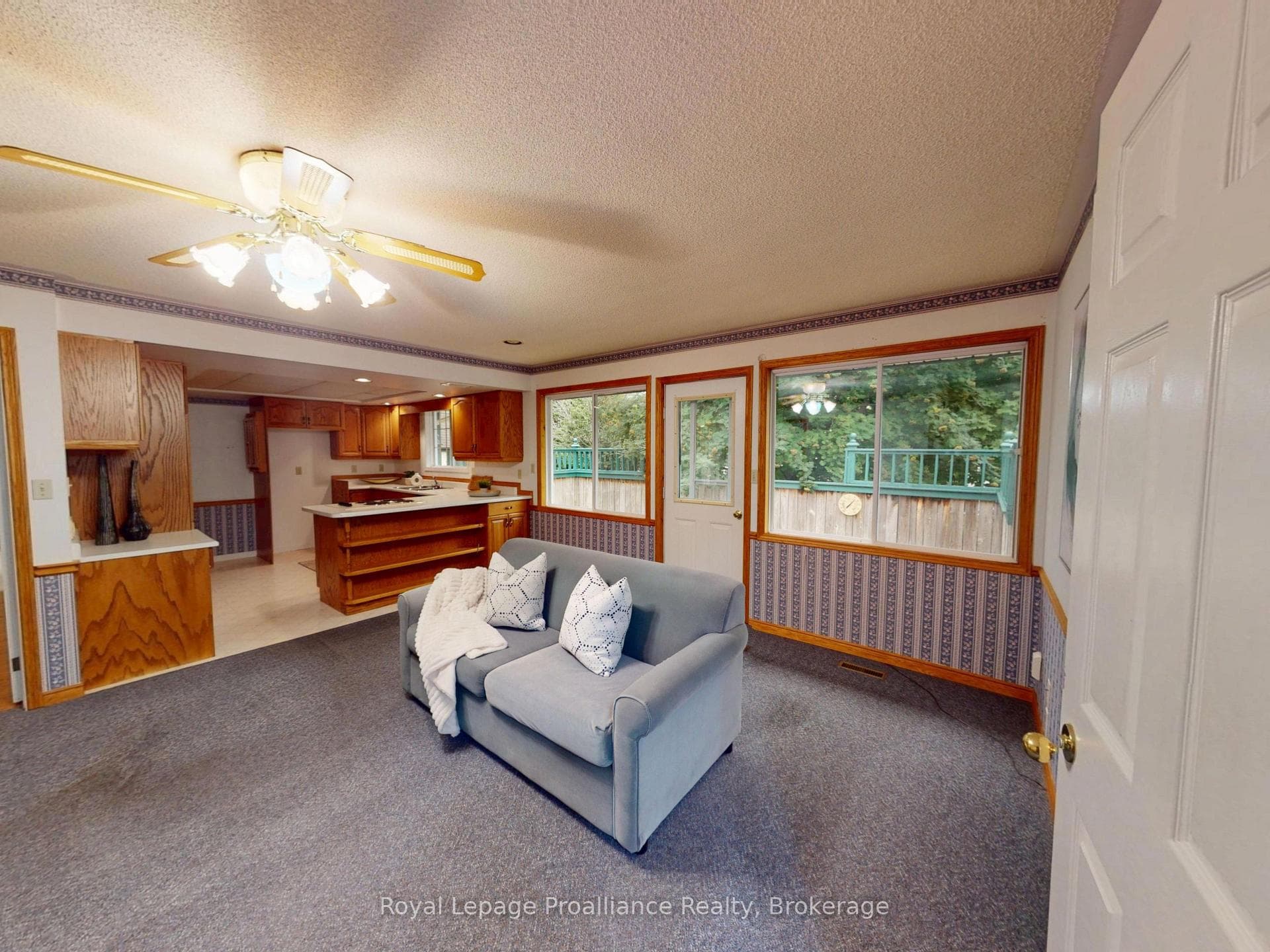 88 Westwind Crescent photo 30
