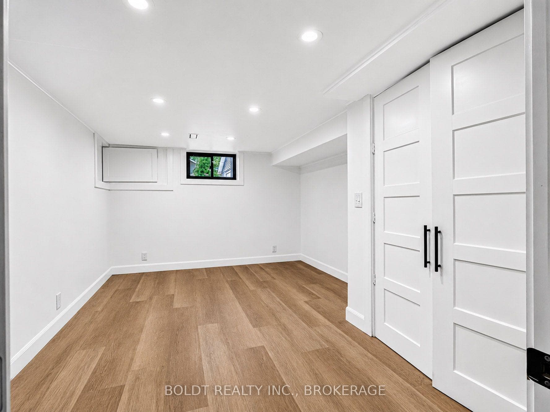 6221 Lyons Creek Road photo 24
